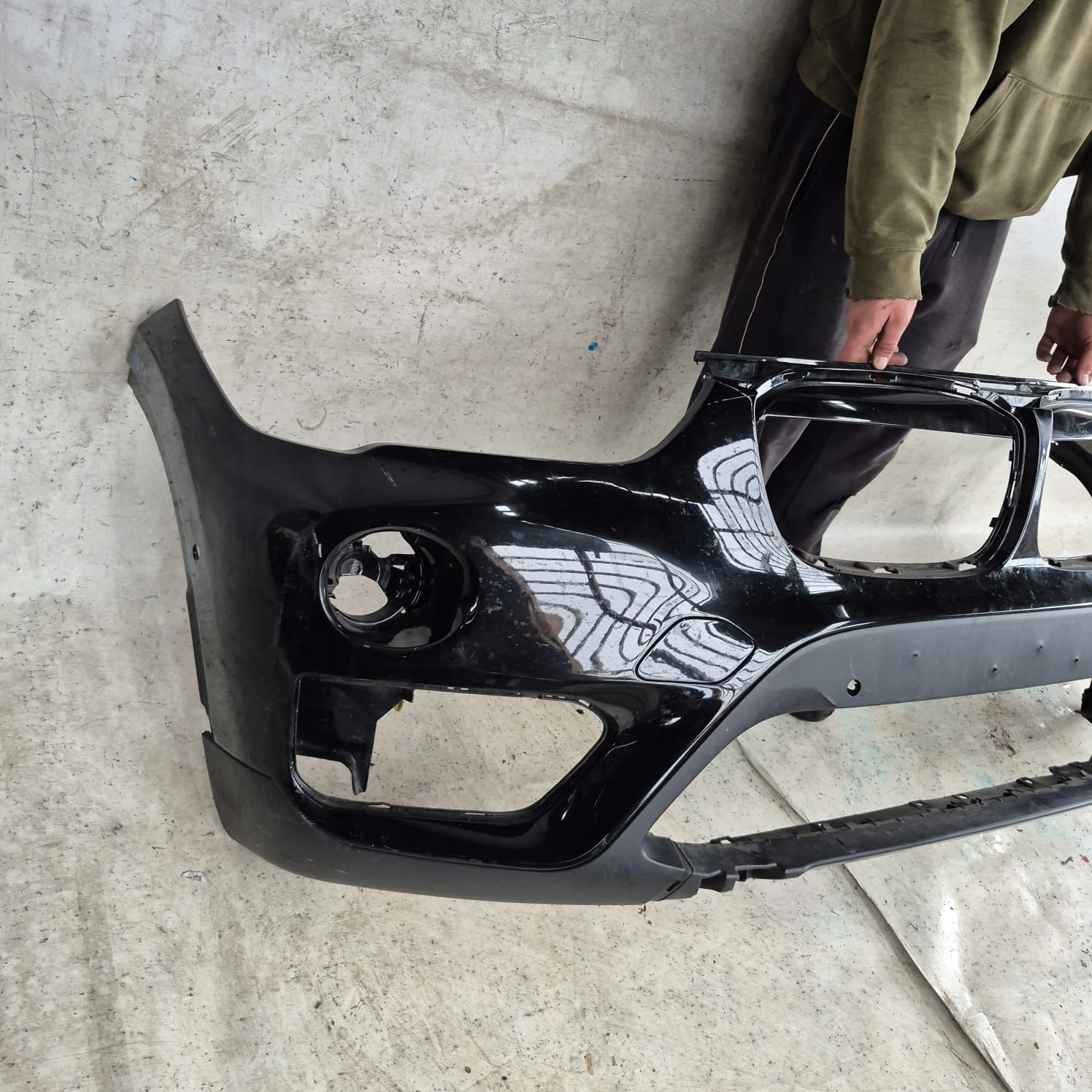 BMW X1 F48 15-19 bumper front front 6PDC