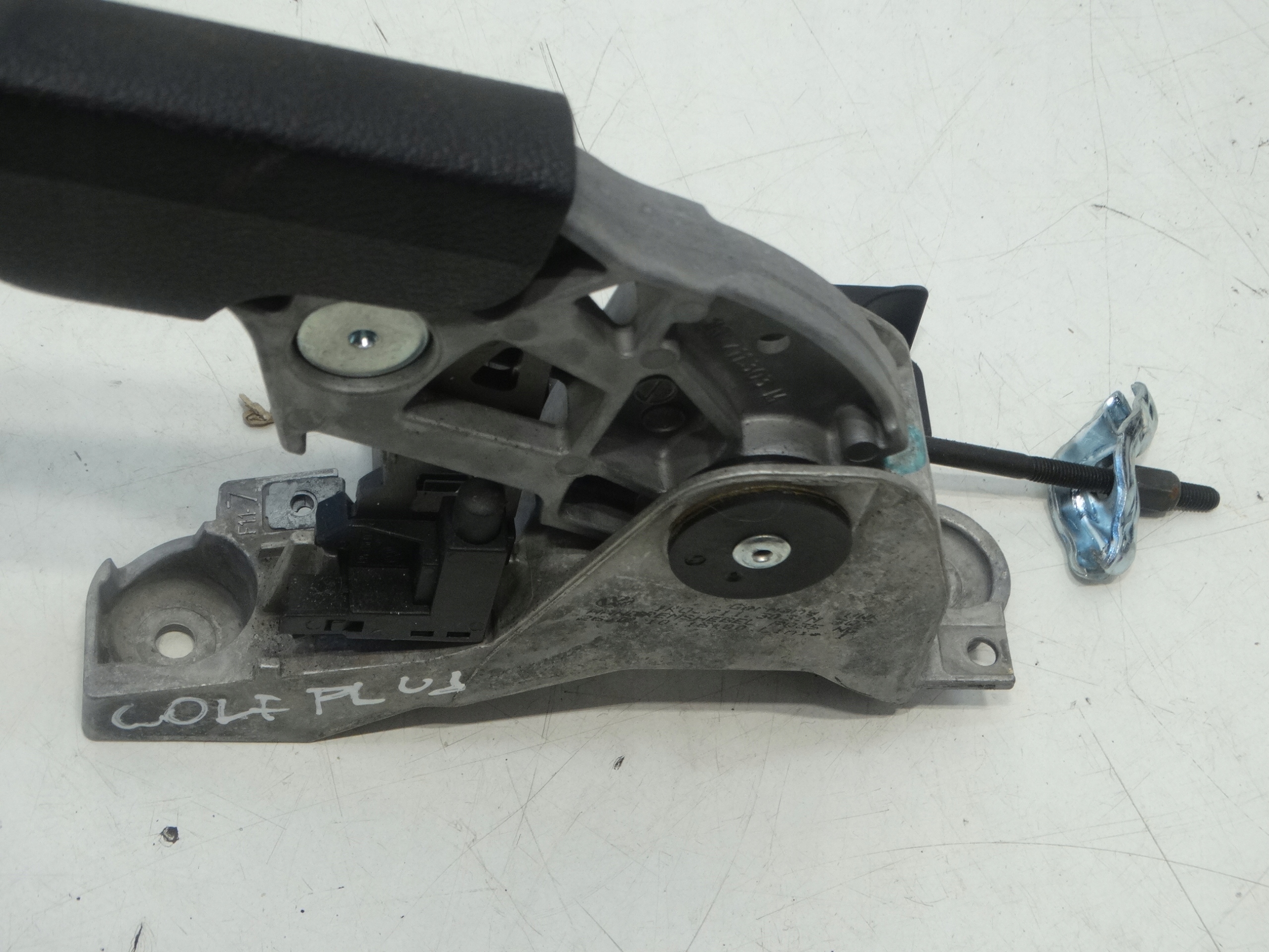 páčka elektrická brzda VOLKSWAGEN GOLF VI plus 1K0711303M