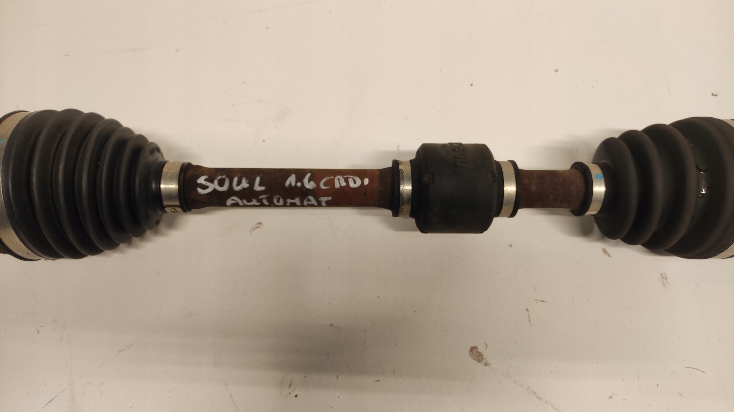 semi-axis left KIA SOUL 1.6 CRDI AUTOMAT 08-13