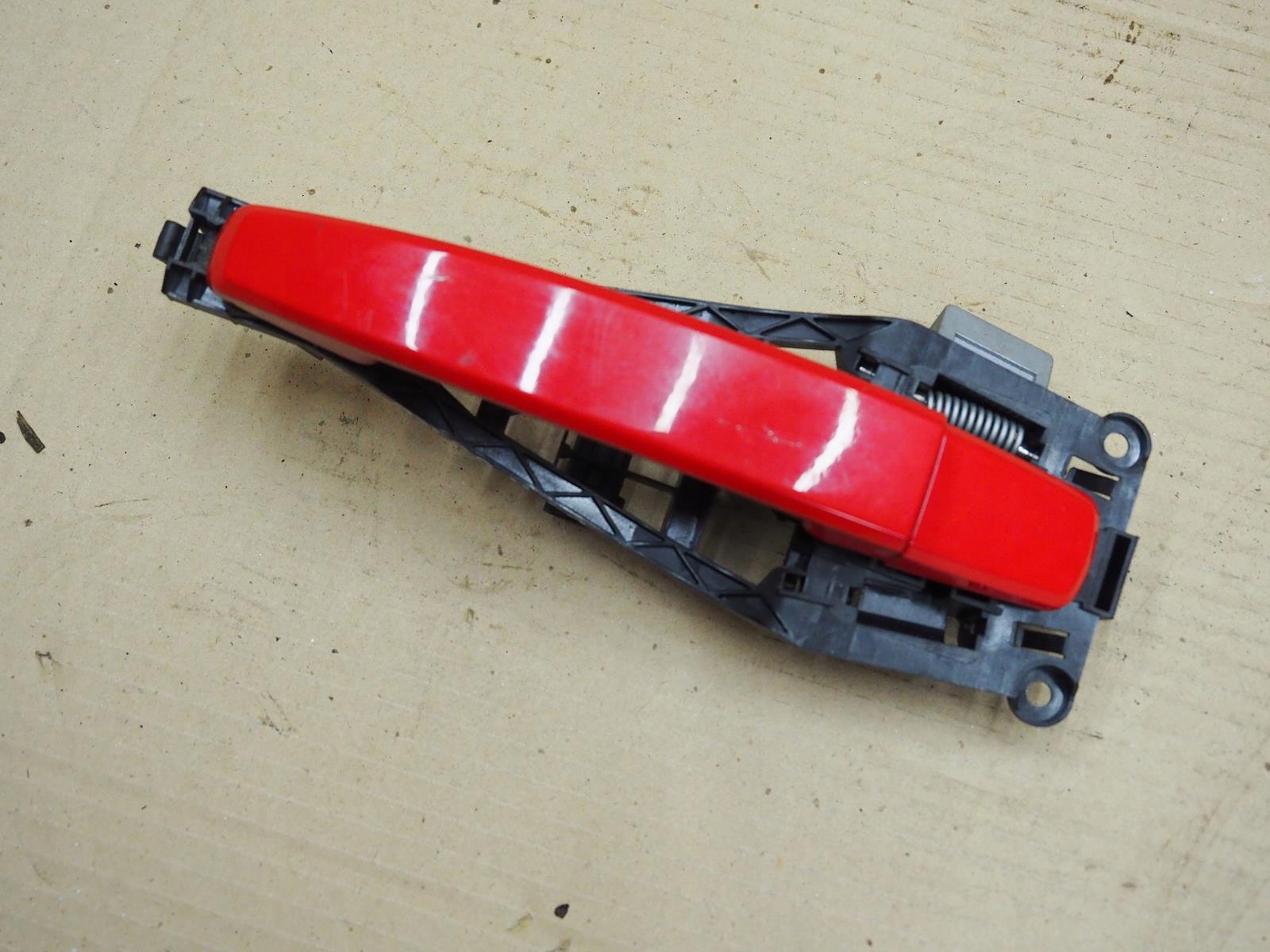 000000 - Ручка дверей ліва задня KEYLESS OPEL ASTRA H Y547 Європа