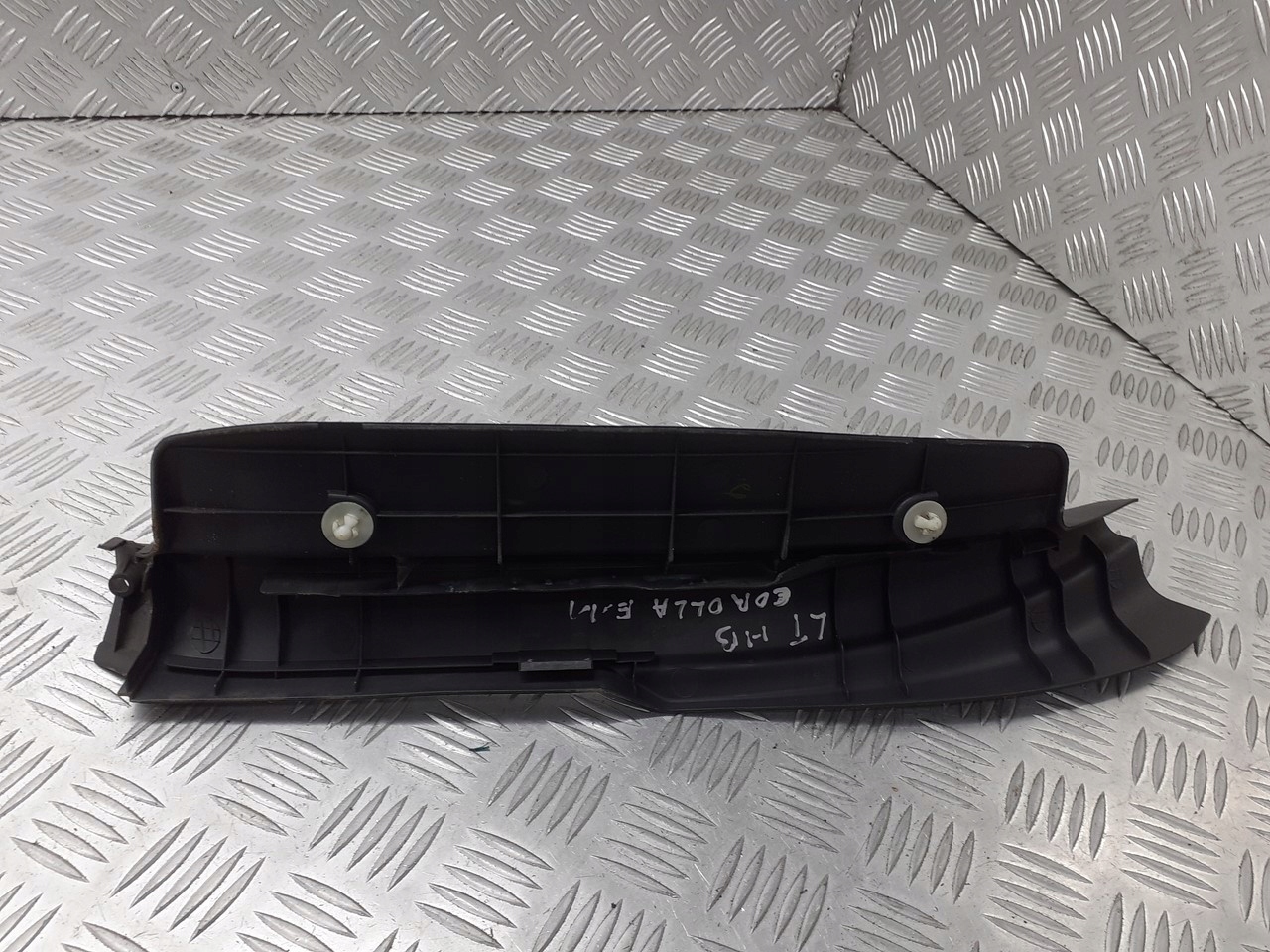 левый зад TOYOTA COROLLA E11 HB 67918-02030