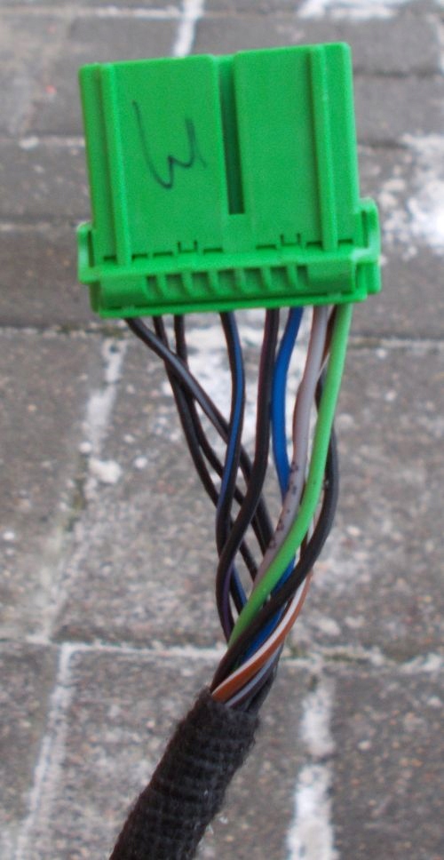 volvo V40 XC40 12- левое электрическое 10 пин европа