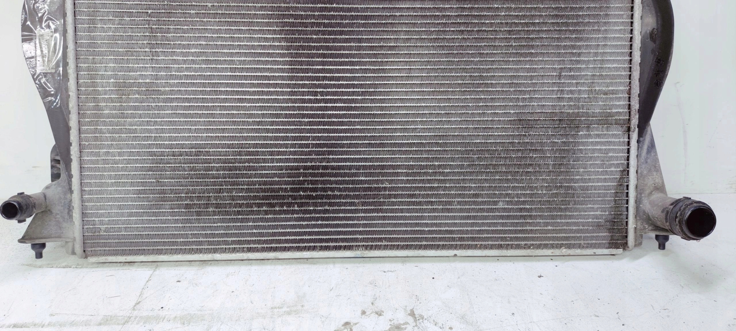 water cooler 2.4 BDW AUDI A6 C6 4F0121251L