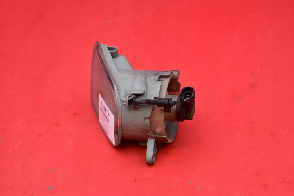 fog light right front front 30698630 VOLVO V50 03-11