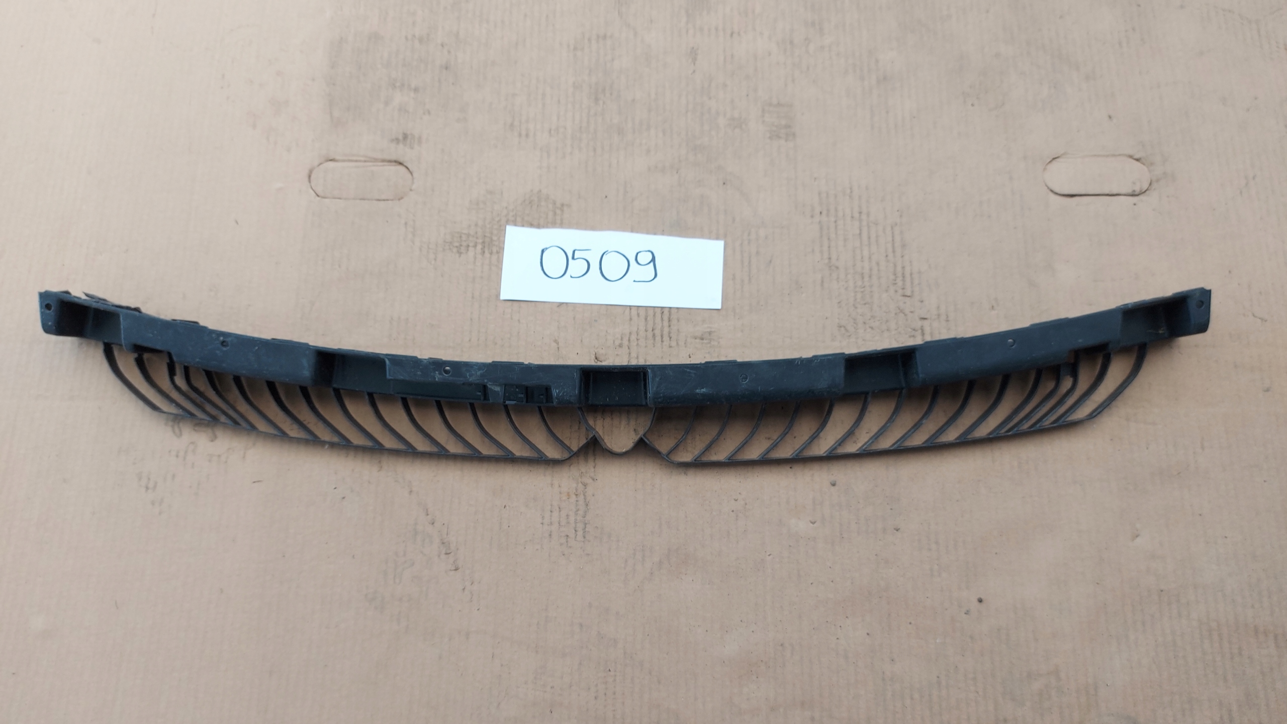 bumper bracket central rear part SKODA SCALA 19