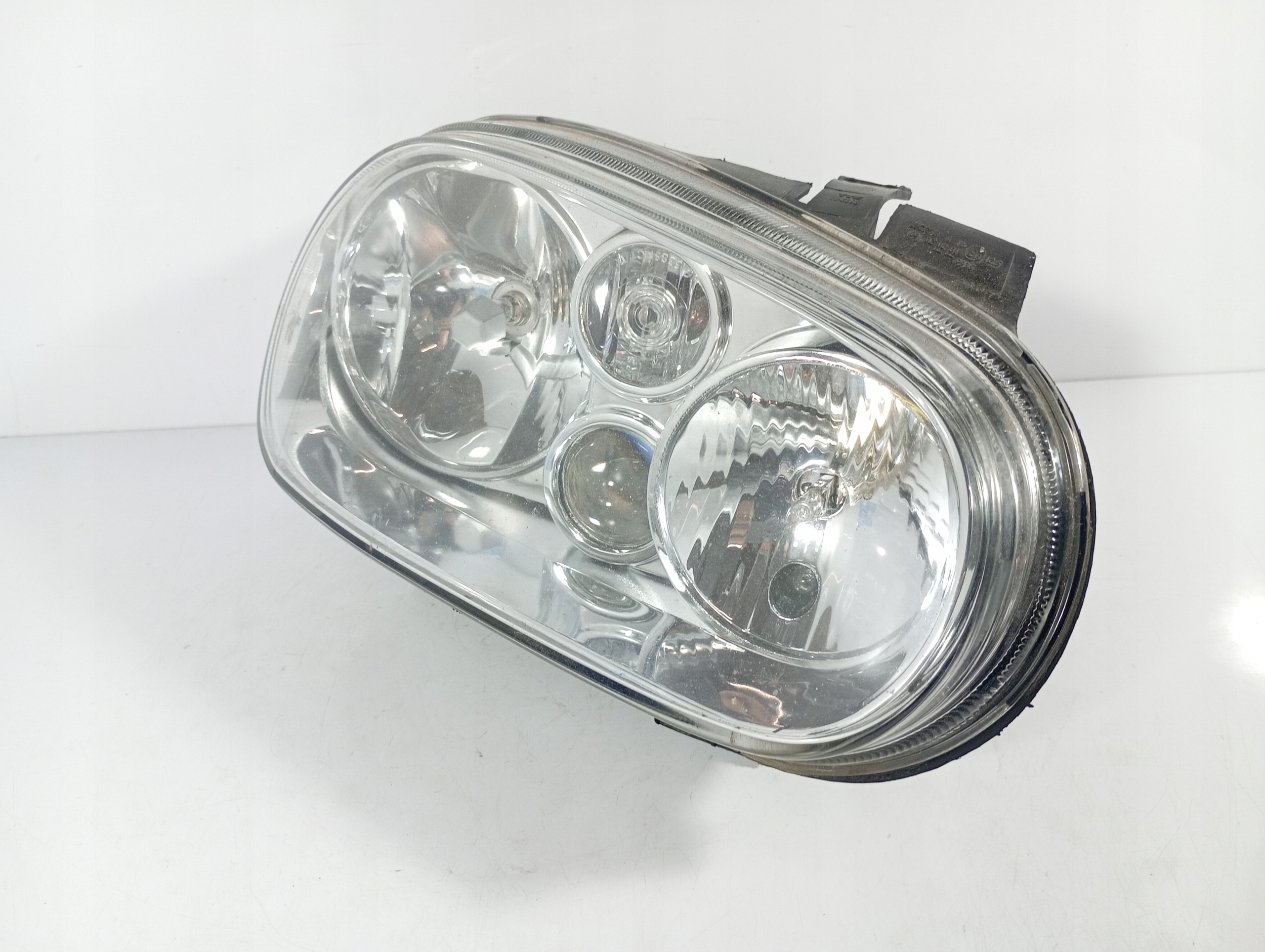 VW Golf IV 4 97-06 REFLEKTOR right light right front front TYC 205385