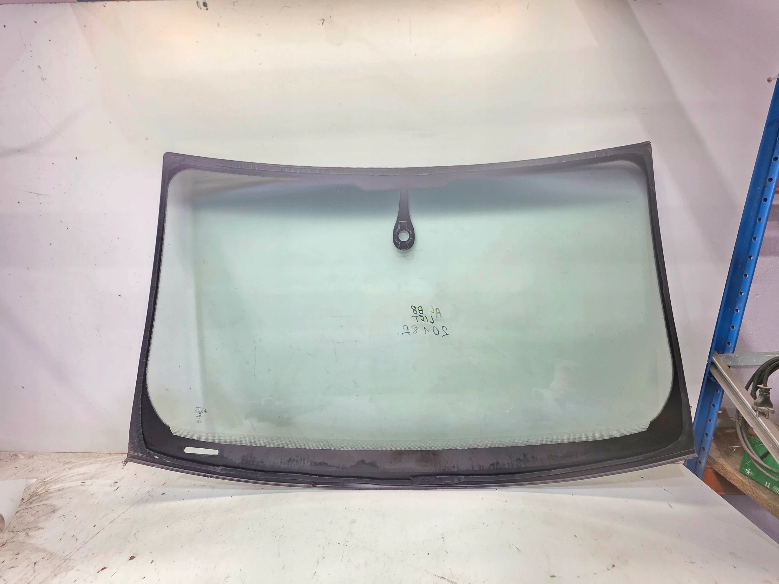 window front iron AUDI A4 B8 LIFT 2018 ROK