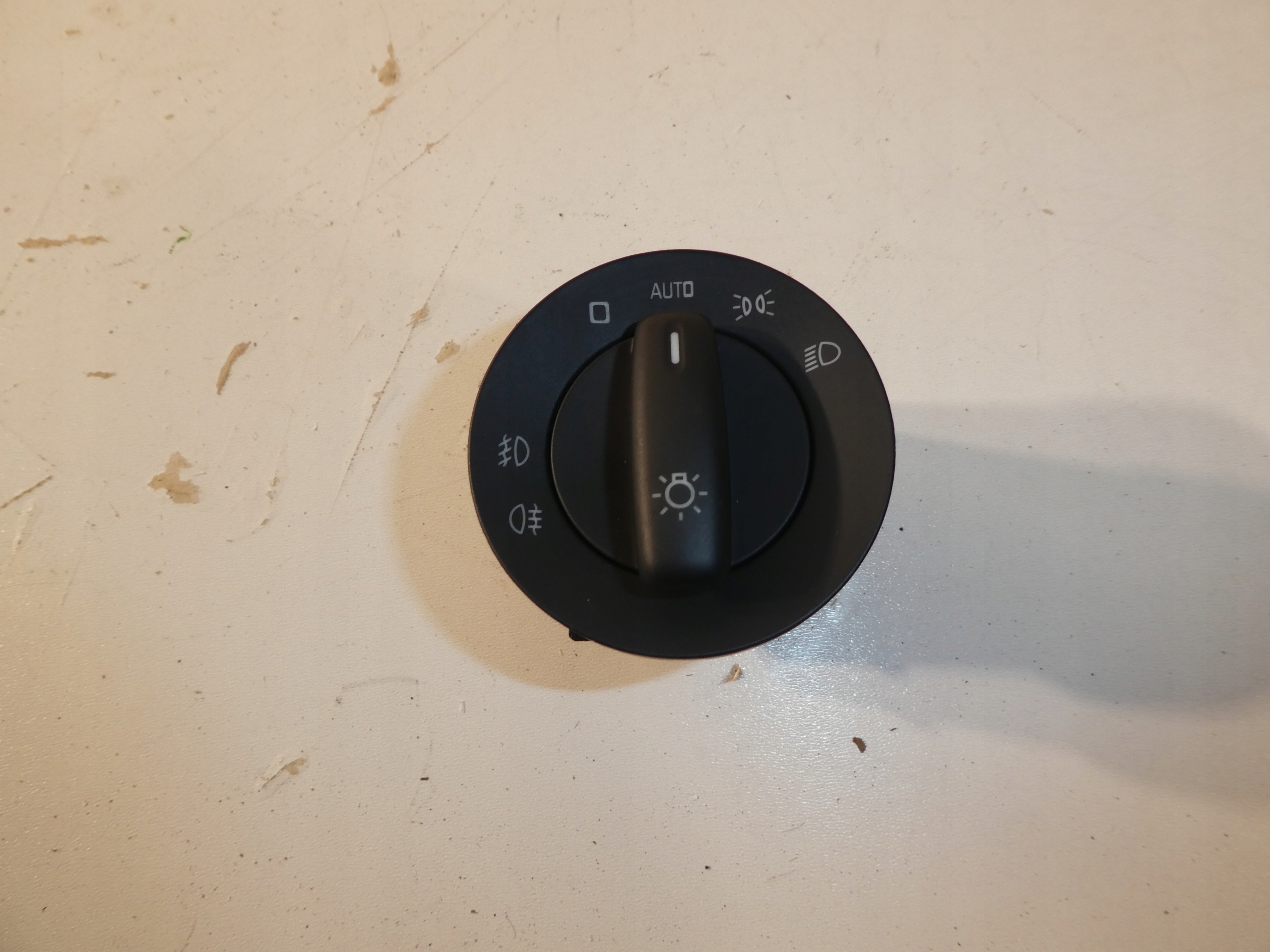 interruttore luci SKODA YETI 5L0941431E