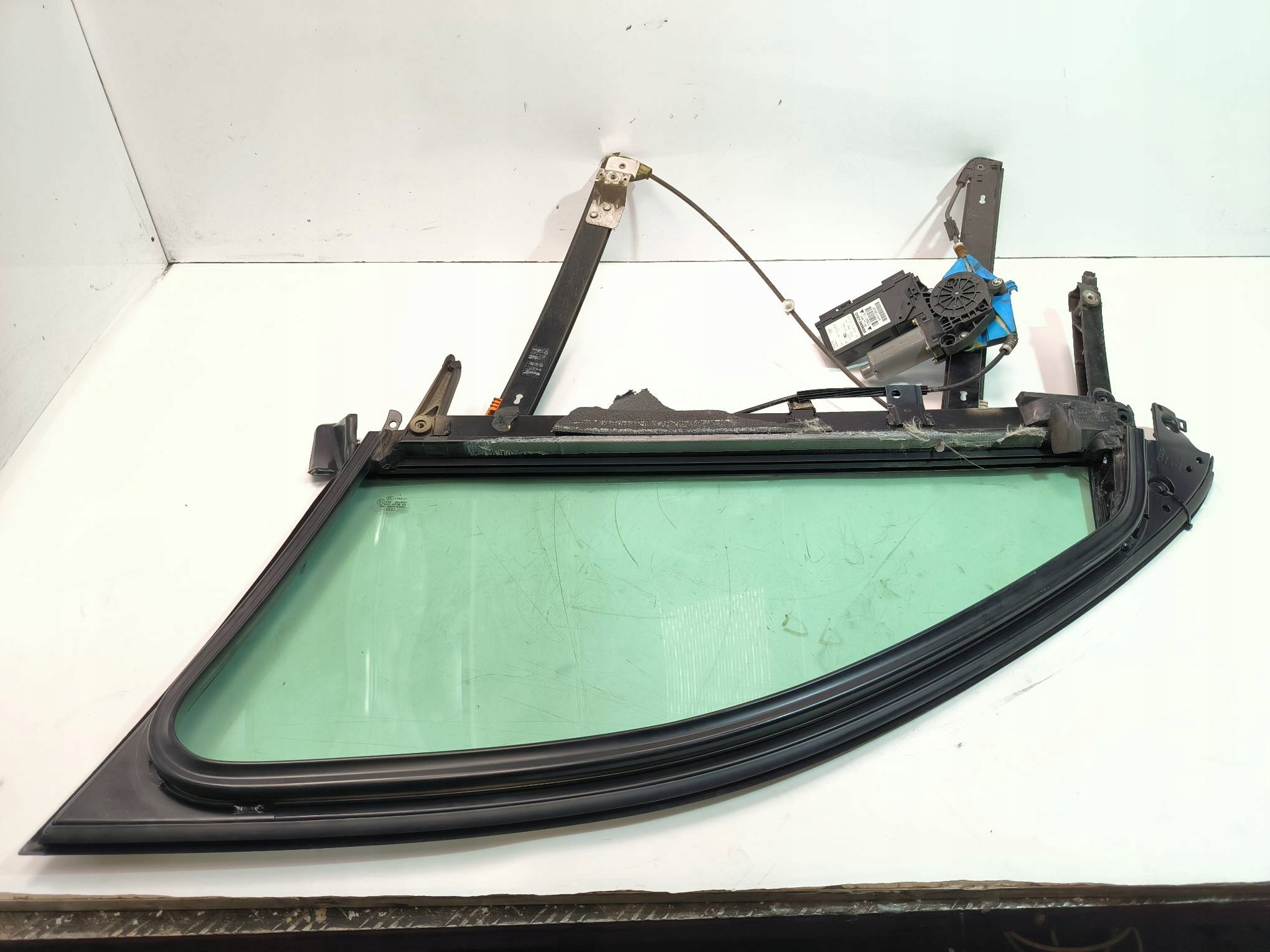 window regulator right front EU 8E1959802B AUDI A4 B6