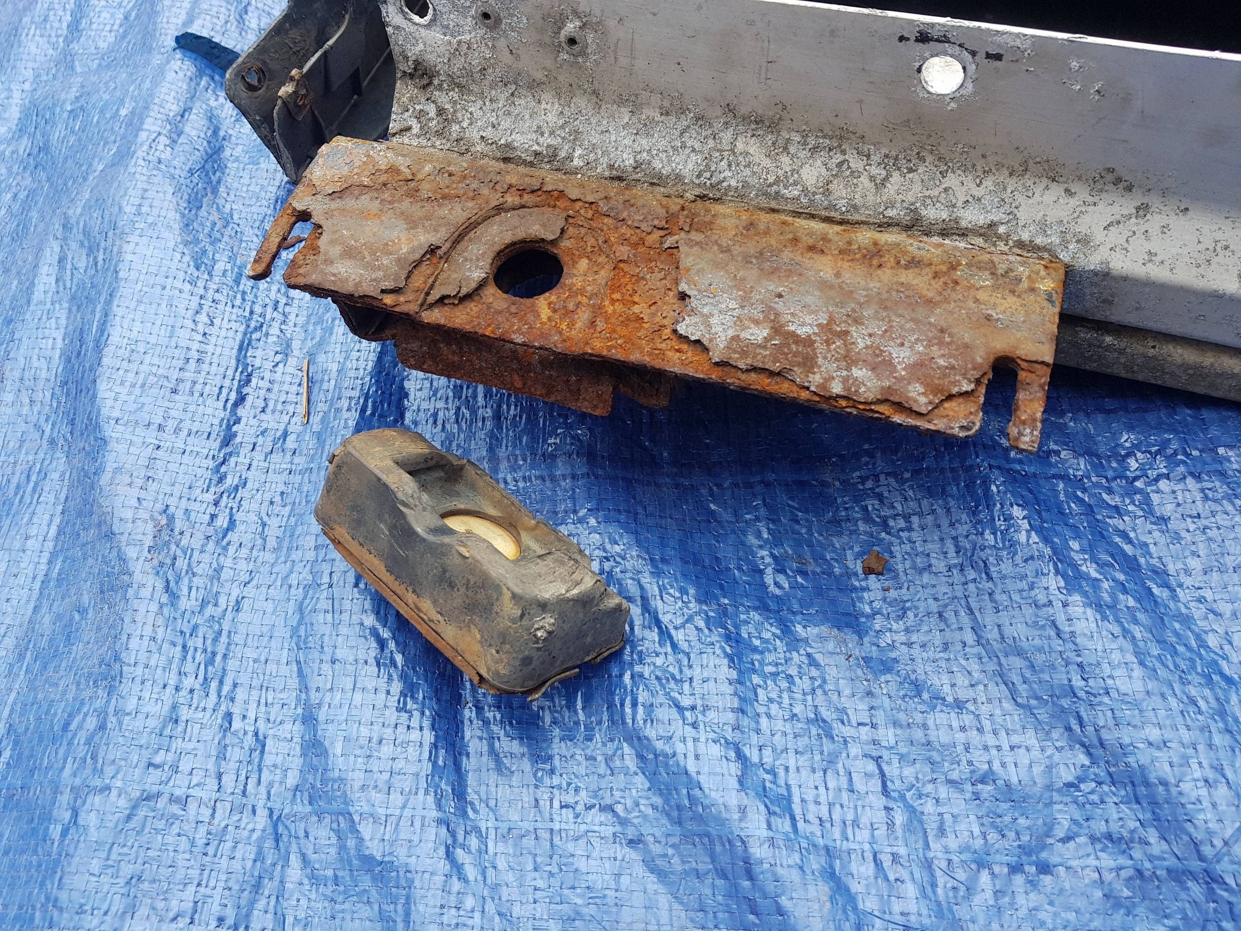 left threshold MERCEDES ML W164 cap moulding STOPIEN