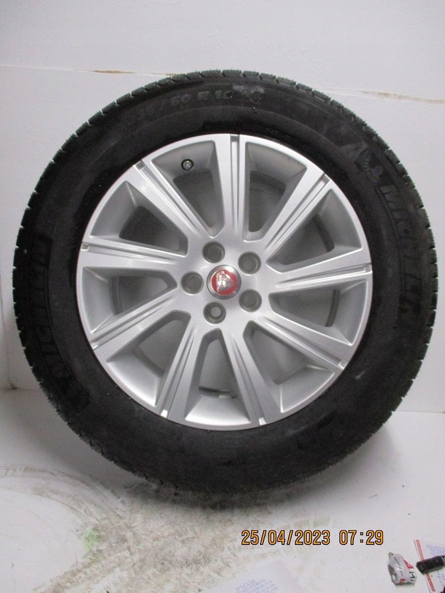wheels discs tyres JAGUAR E PACE R18 M+S 4MM