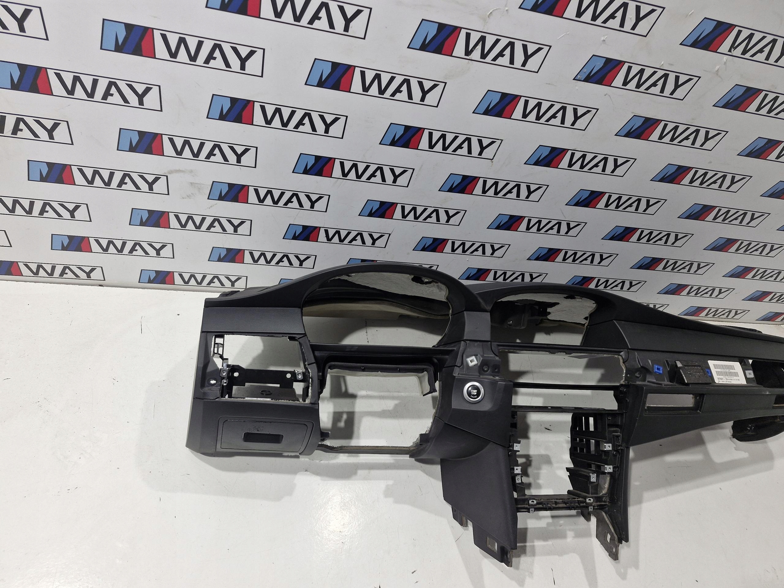 6976421 BMW E60 E61 console dashboard original