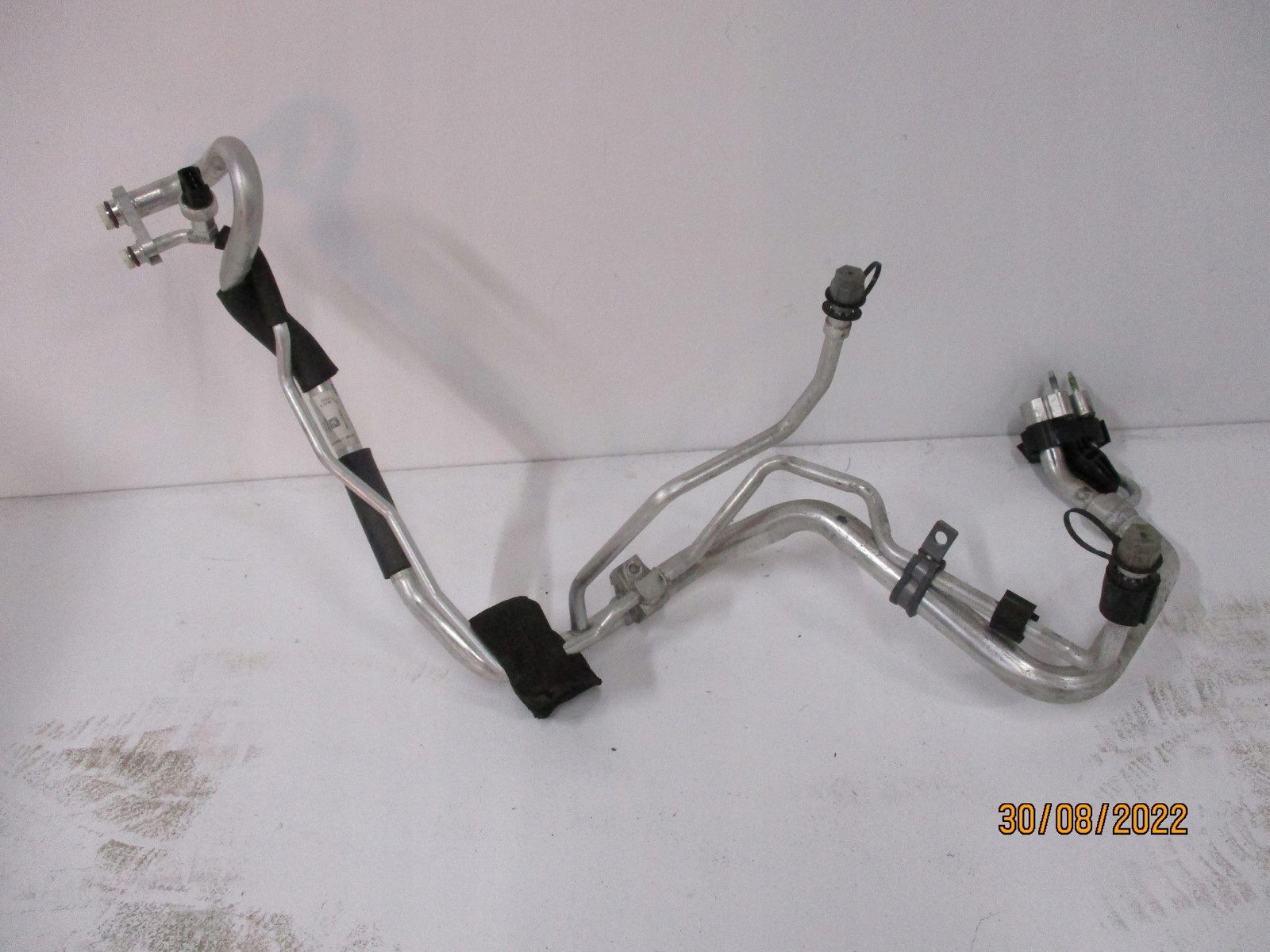 ШЛАНГ КОНДИЦІОНЕРА HJ32-19A834-AC