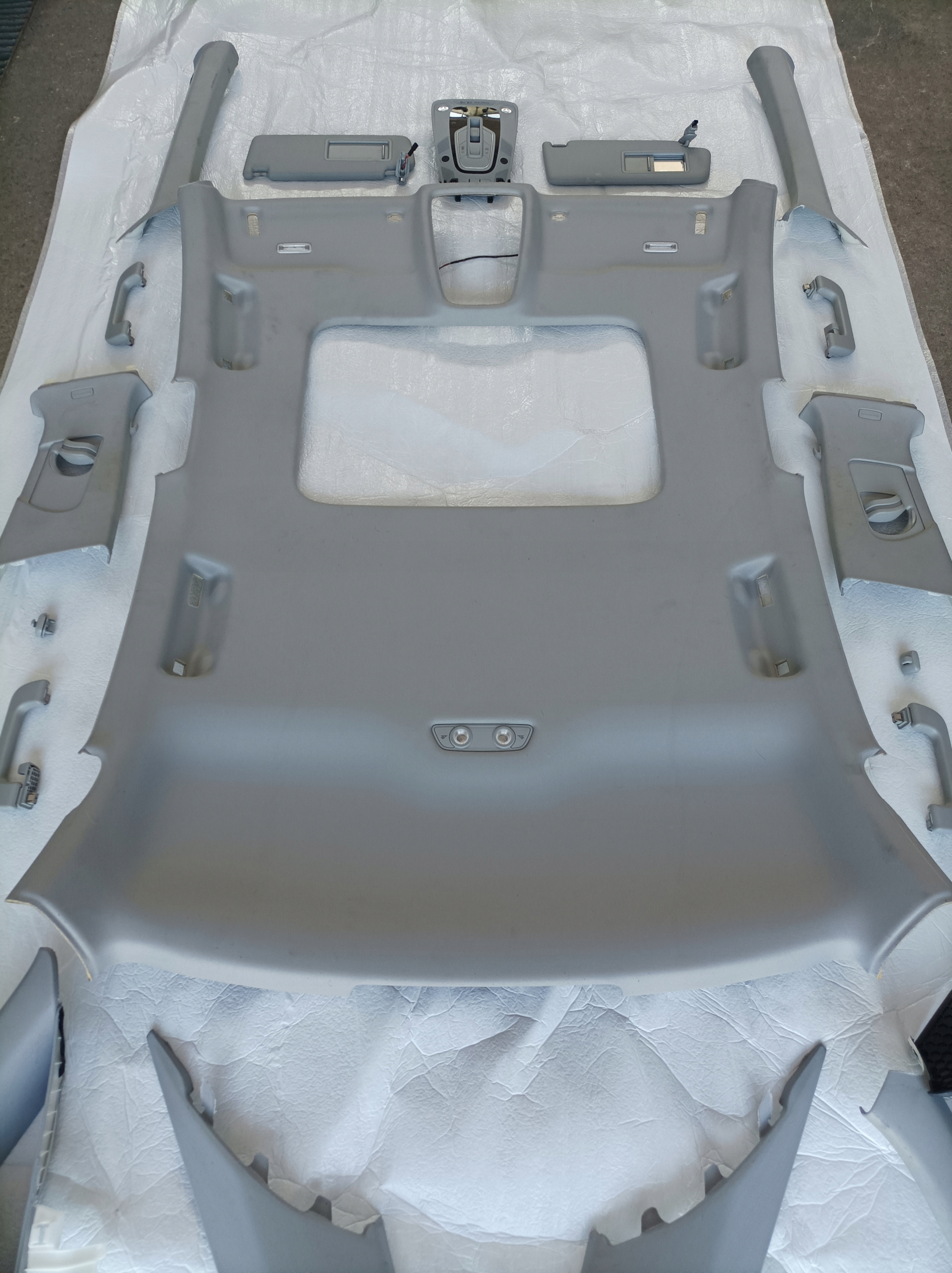 AUDI A4 B9 tetötapacír