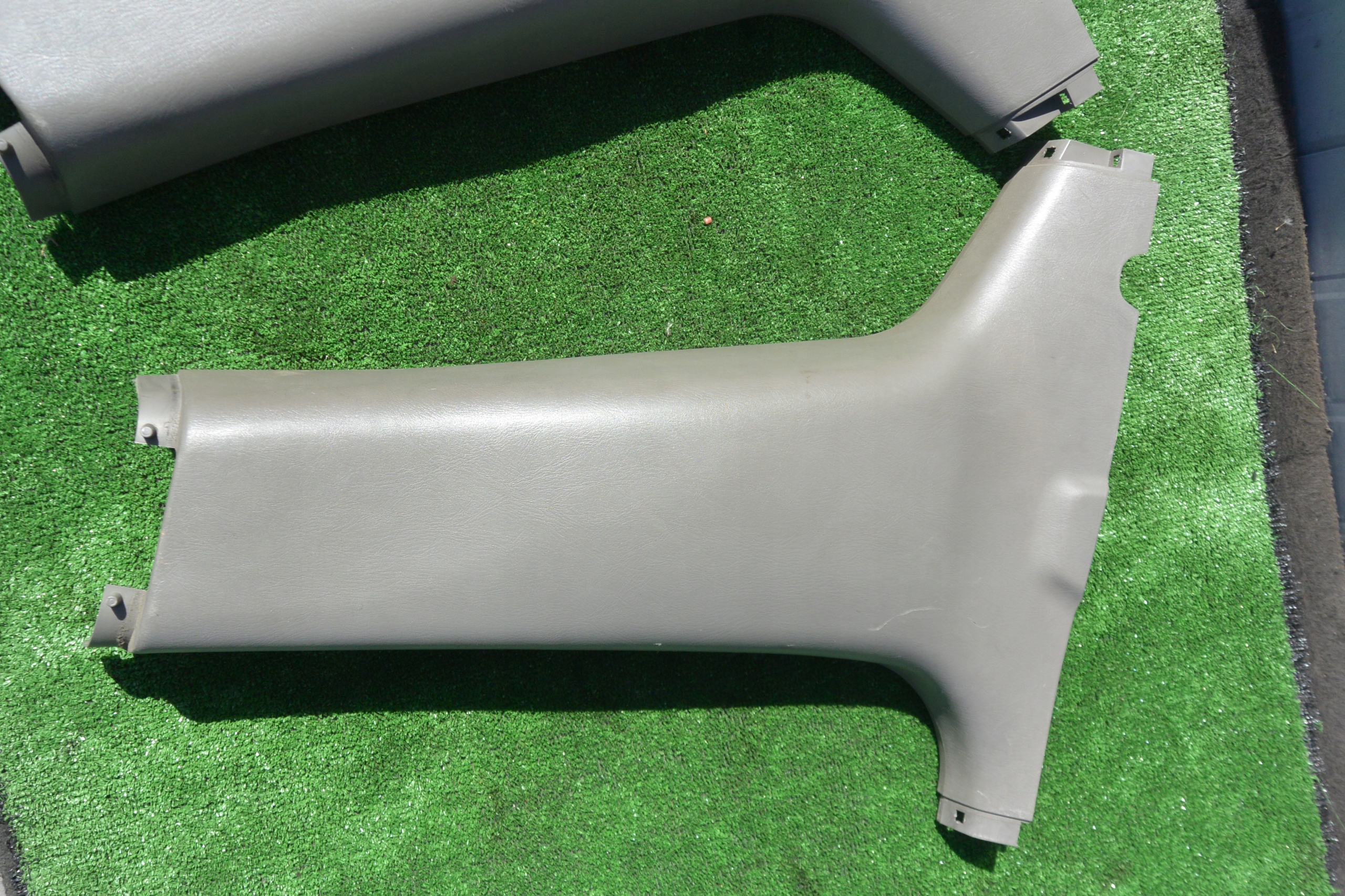 cover SLUPKA central lower KPL NISSAN MAXIMA A33
