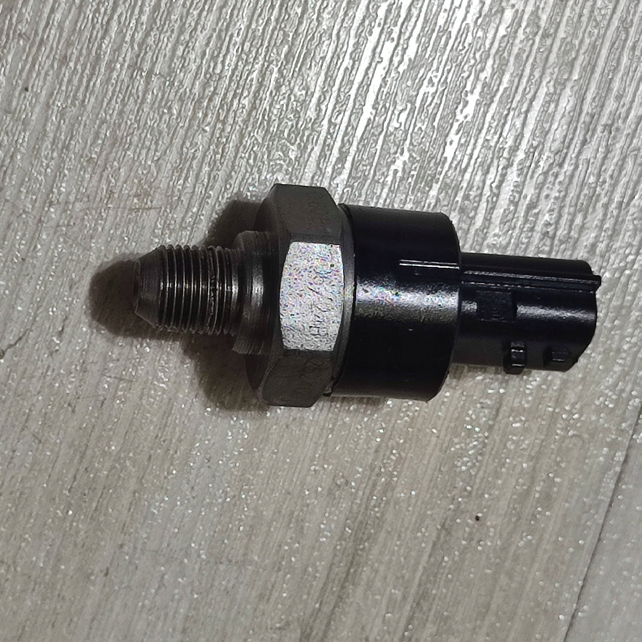 sensore pressione olio Dacia Jogger 25240505R
