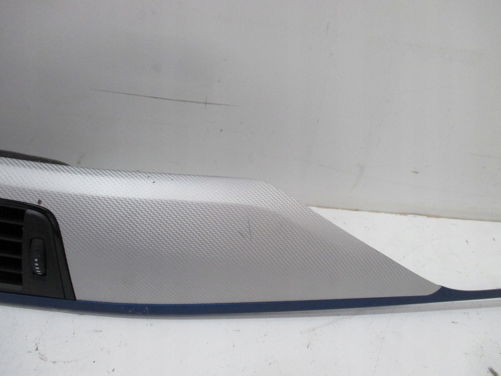 MOULAGE CONSOLE BMW F32 9218549 9347436