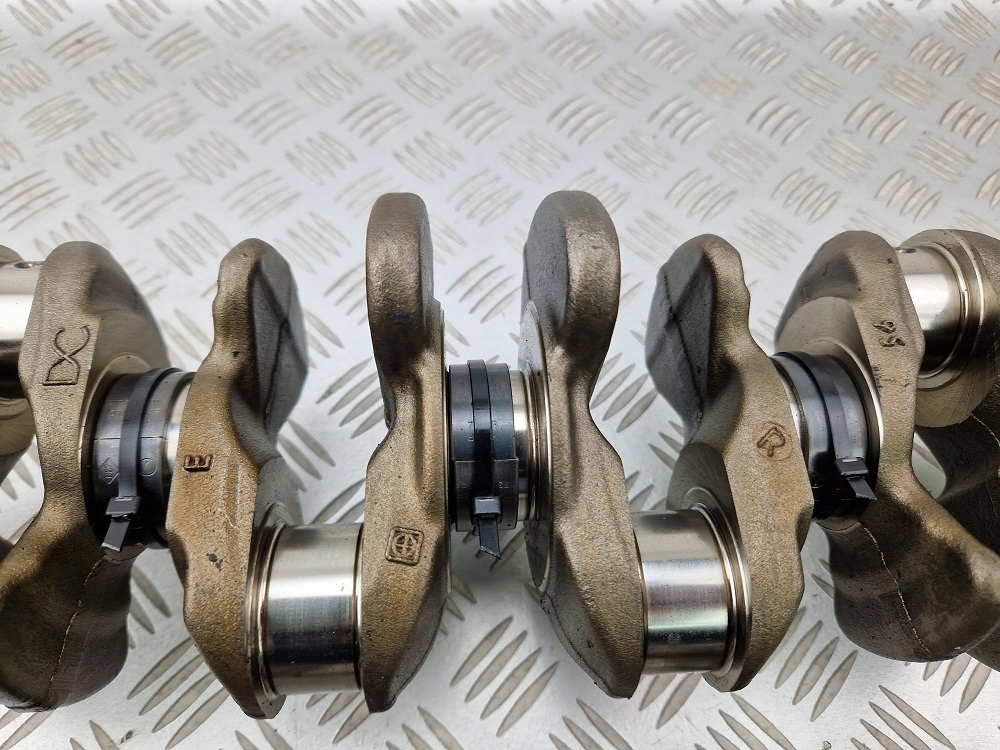 QASHQAI J11 MEGANE IV TALISMAN 1.3 WAŁ TŁOK Typ samochodu Samochody osobowe