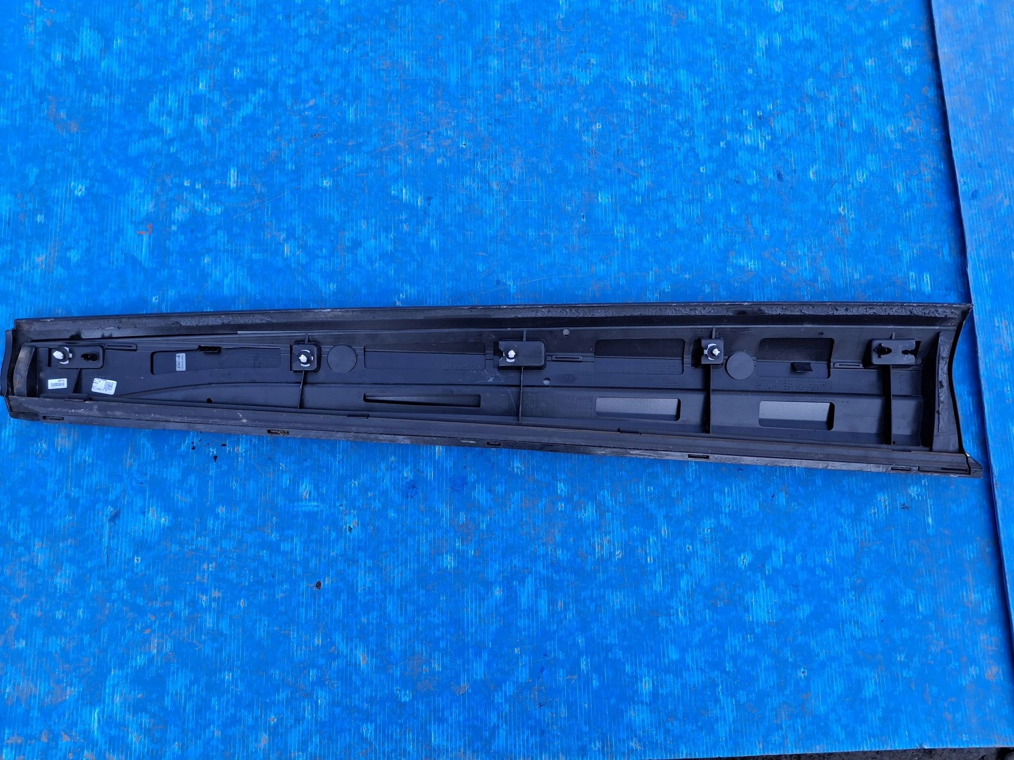 moulding for door right front CUPRA FORMENTOR 2020R->