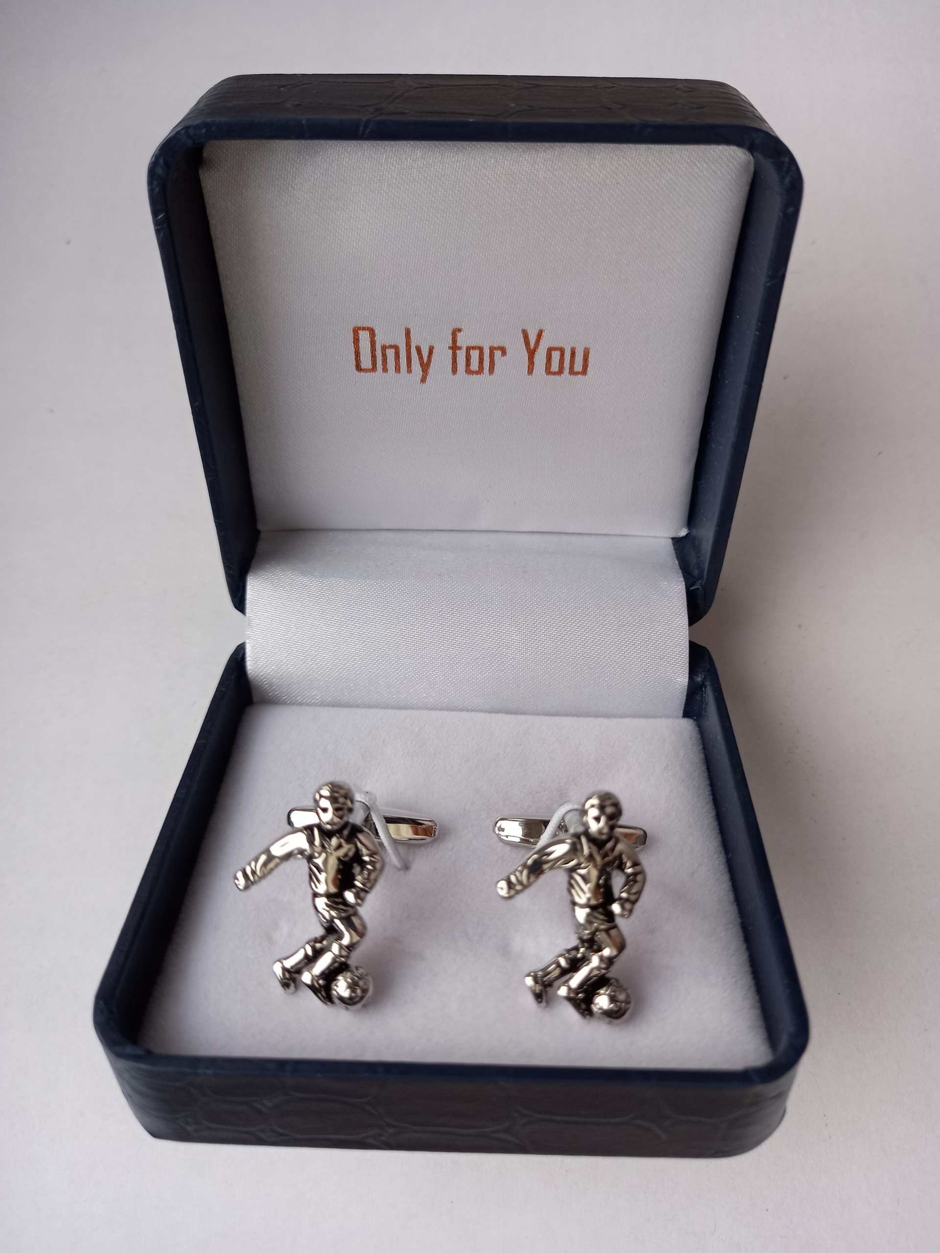 Módní manžetové knoflíčky Exciting Fotbalista s míčem