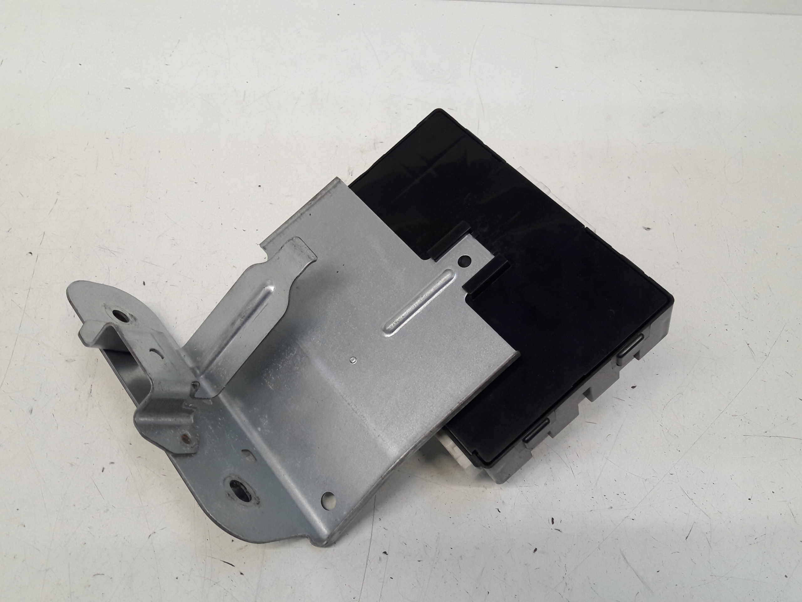 Unité commande confort CD3467560C Mazda 5