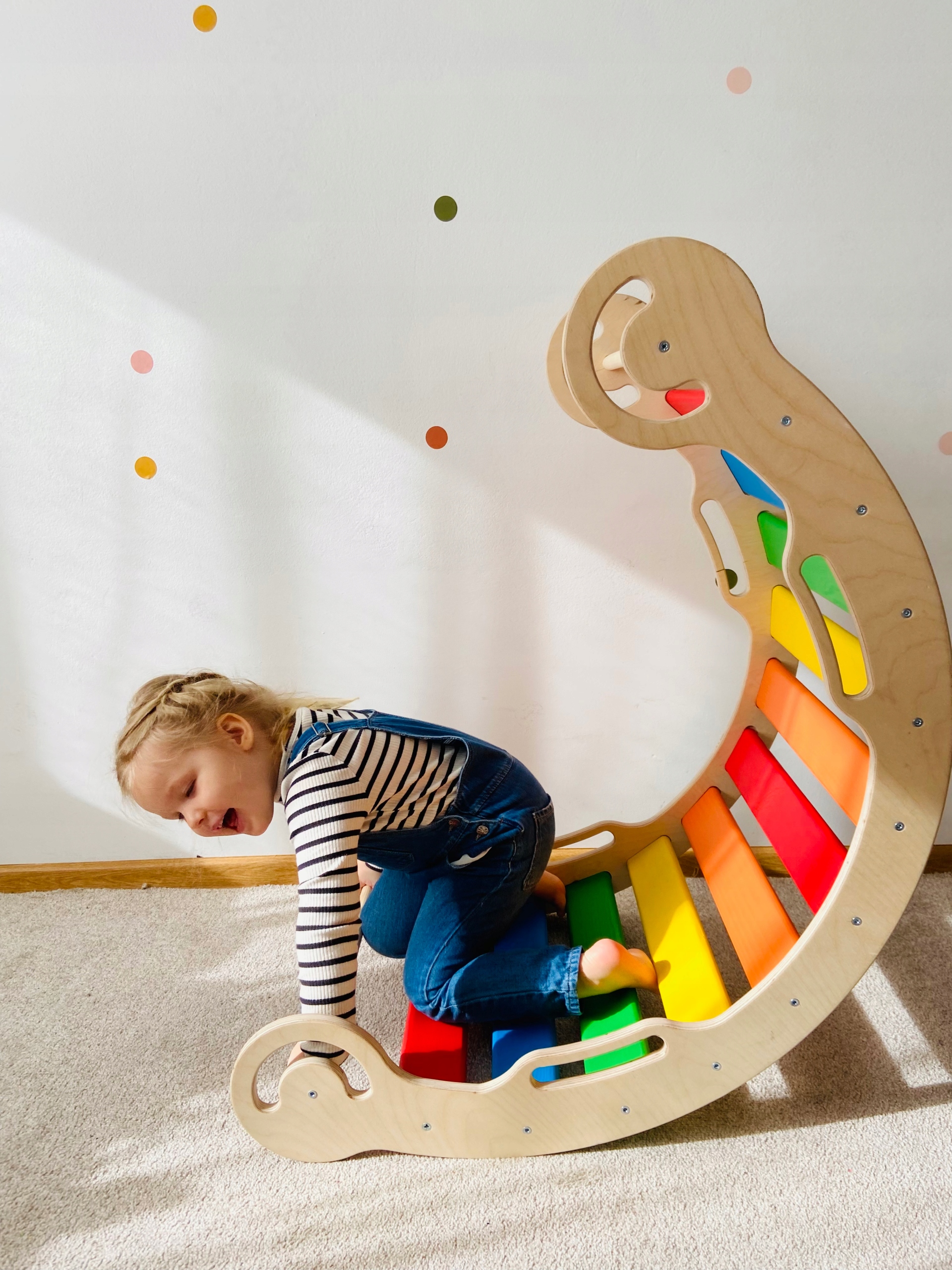 Bujak Montessori kolorowy, bujak dla dzieci- Leo tęcza - Duży Kod producenta Leo-L-Biały-Tęcza