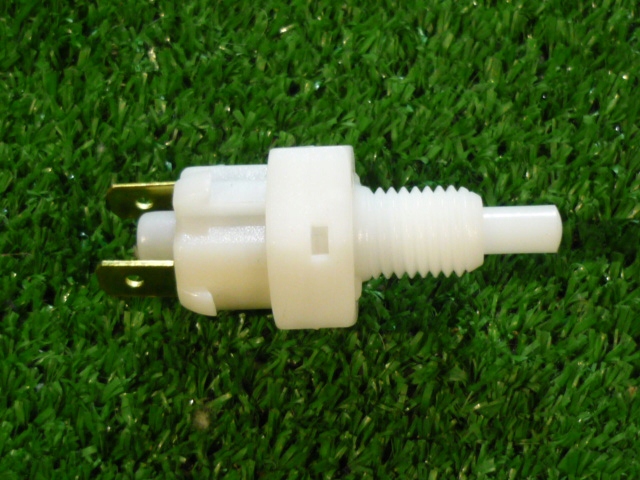 CZUJNIK CLAAS 215357 SIECZKARNI, RURY WYSYPU ZBOŻA Marka maszyny Claas Inna