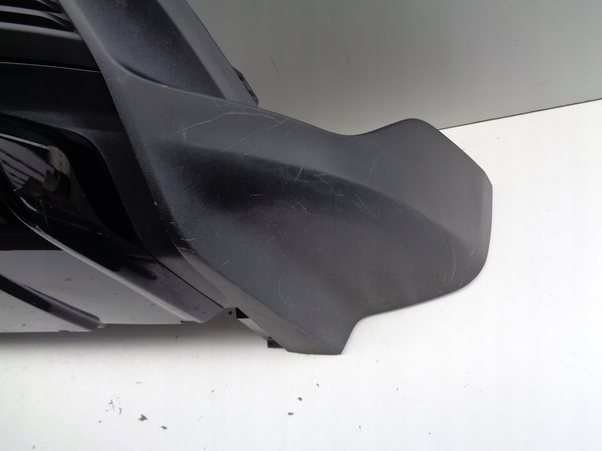 accessori Paraurti posteriore spoiler PORSCHE TAYCAN 9J 9J0 23