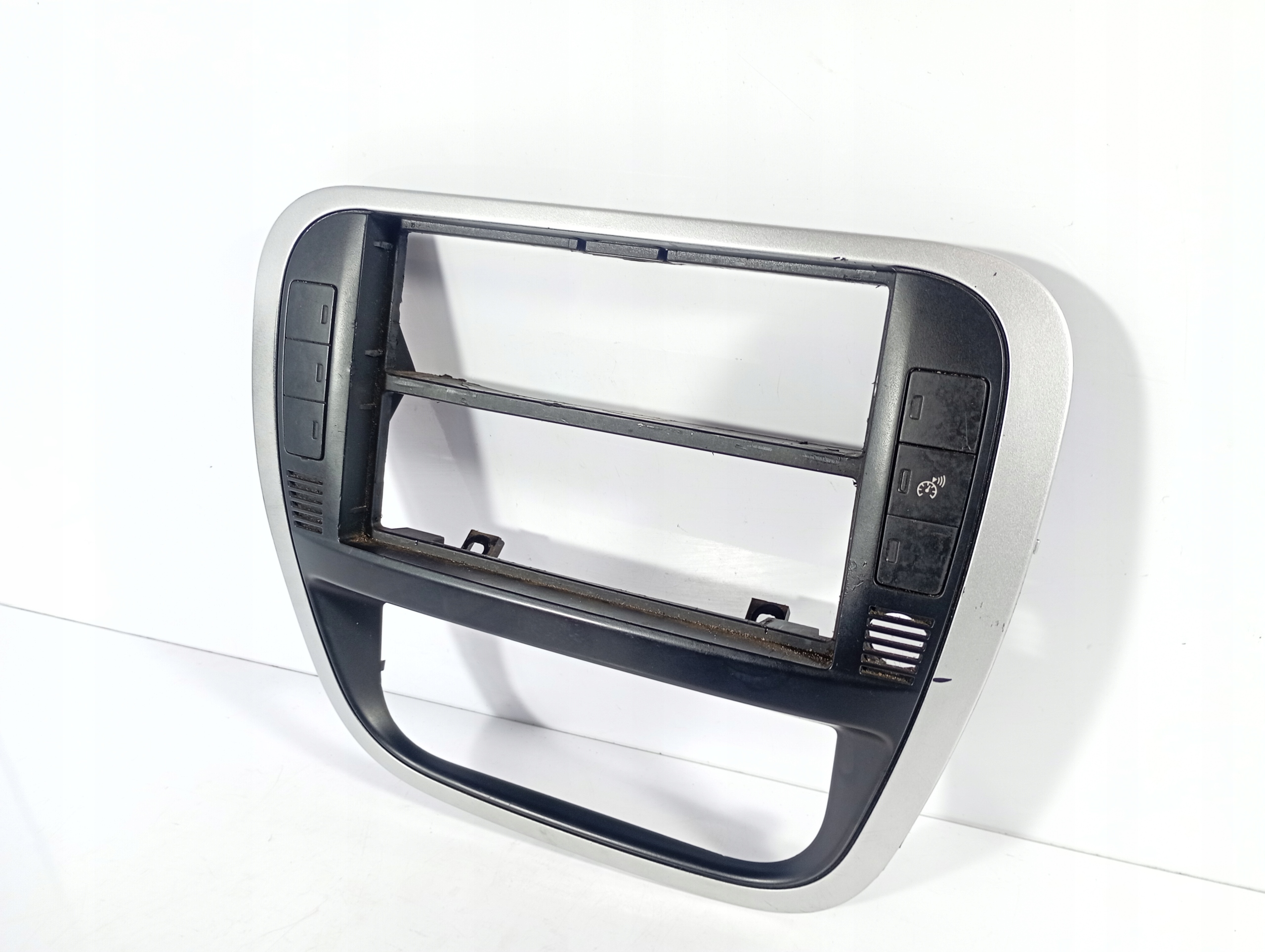 Citroen C2 03-09 frame spoiler moulding RADIA OE 9653074277