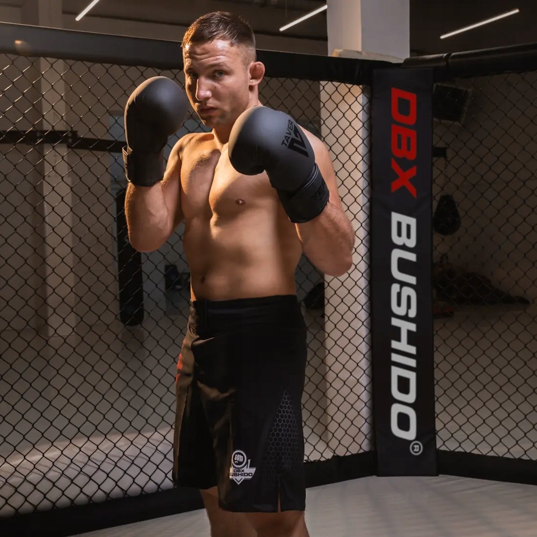 RĘKAWICE BOKSERSKIE SPARINGOWE CZANE MATOWE KICKBOXING TAVER BLACK 16 OZ Stan opakowania oryginalne