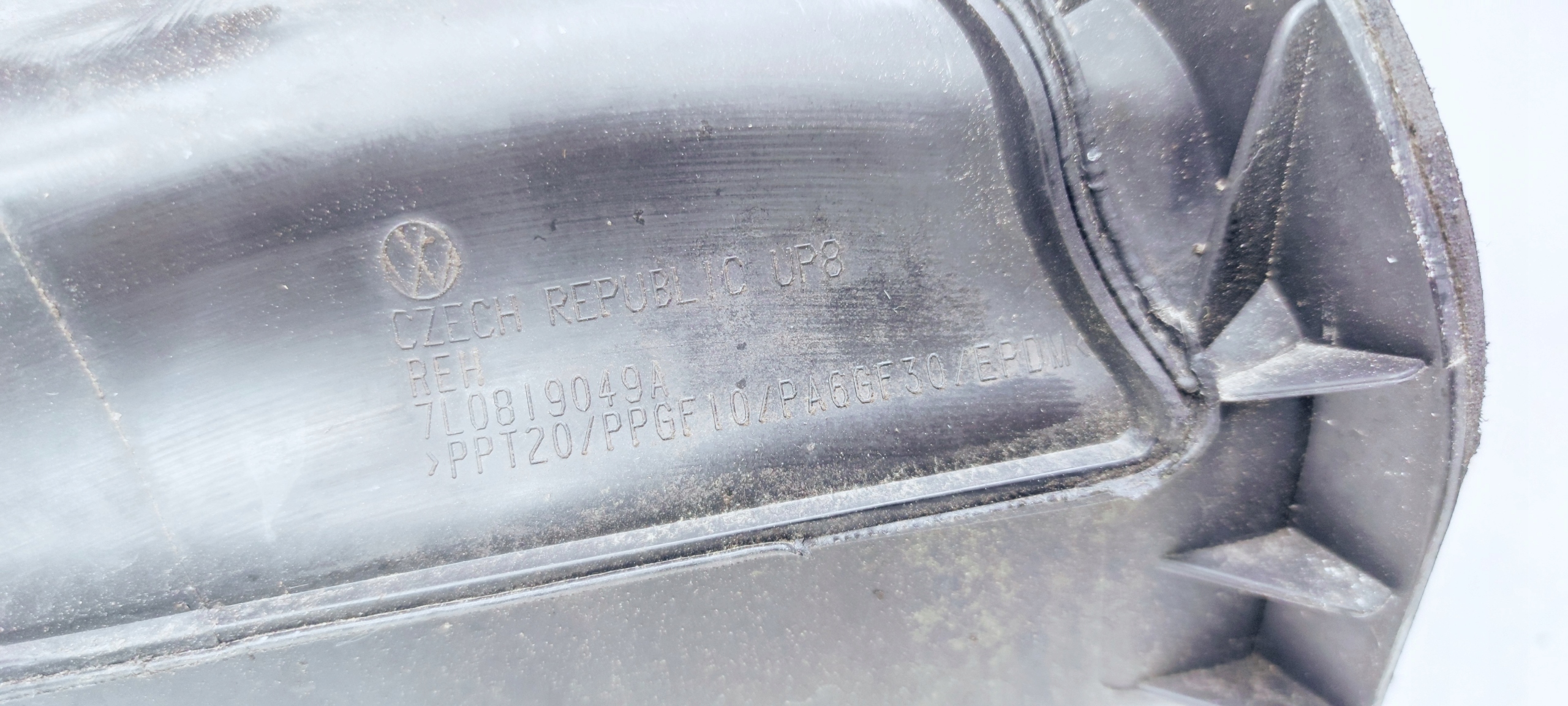 Gehäuse filter luft Zufuhr AUDI Q7 7L0819049A