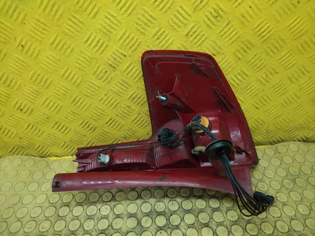 CITROEN C4 light left rear part 9655864080
