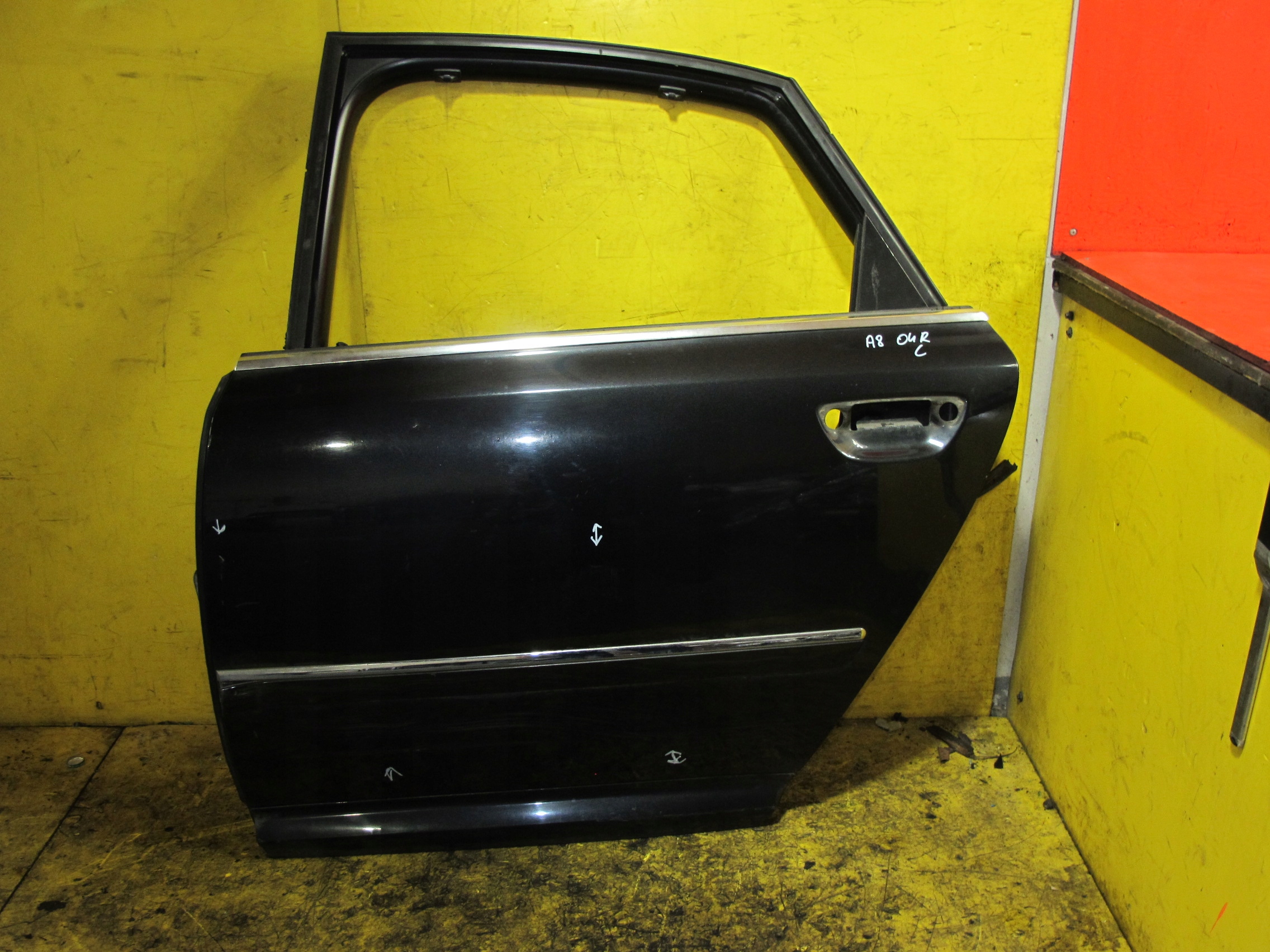 AUDI A8 D3 4E 02- Tür links heck hinten