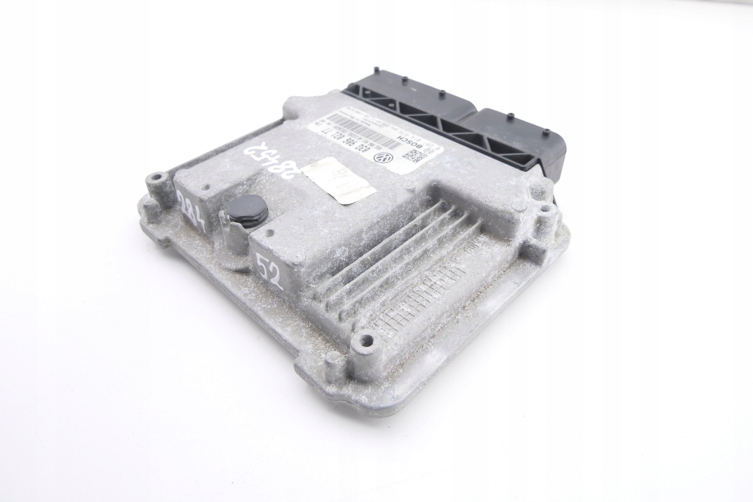 computer of the engine VOLKSWAGE GOLF V plus 1.9 TDI 03G906021TT