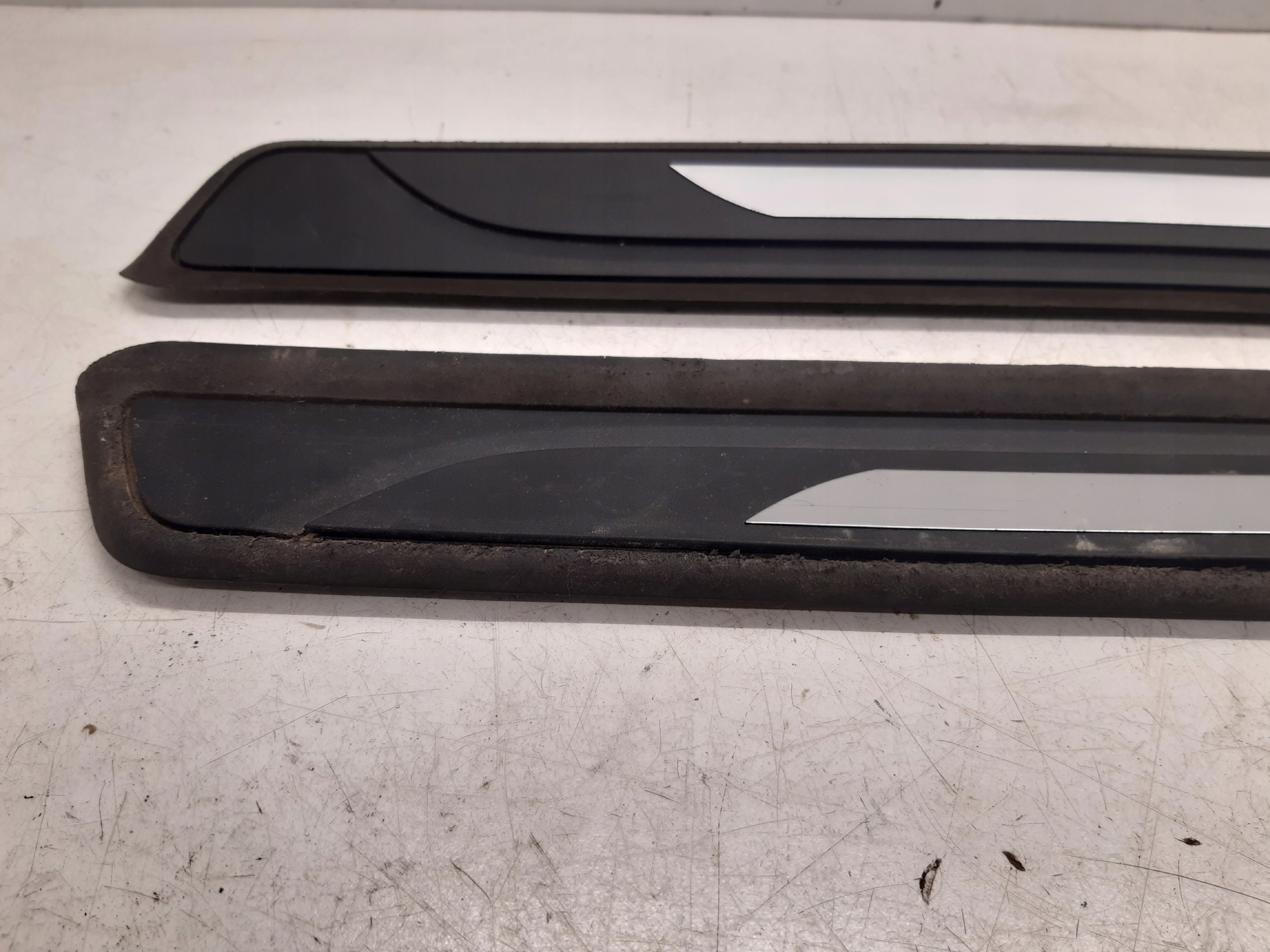 mouldings threshold para 7251505 BMW EDITION