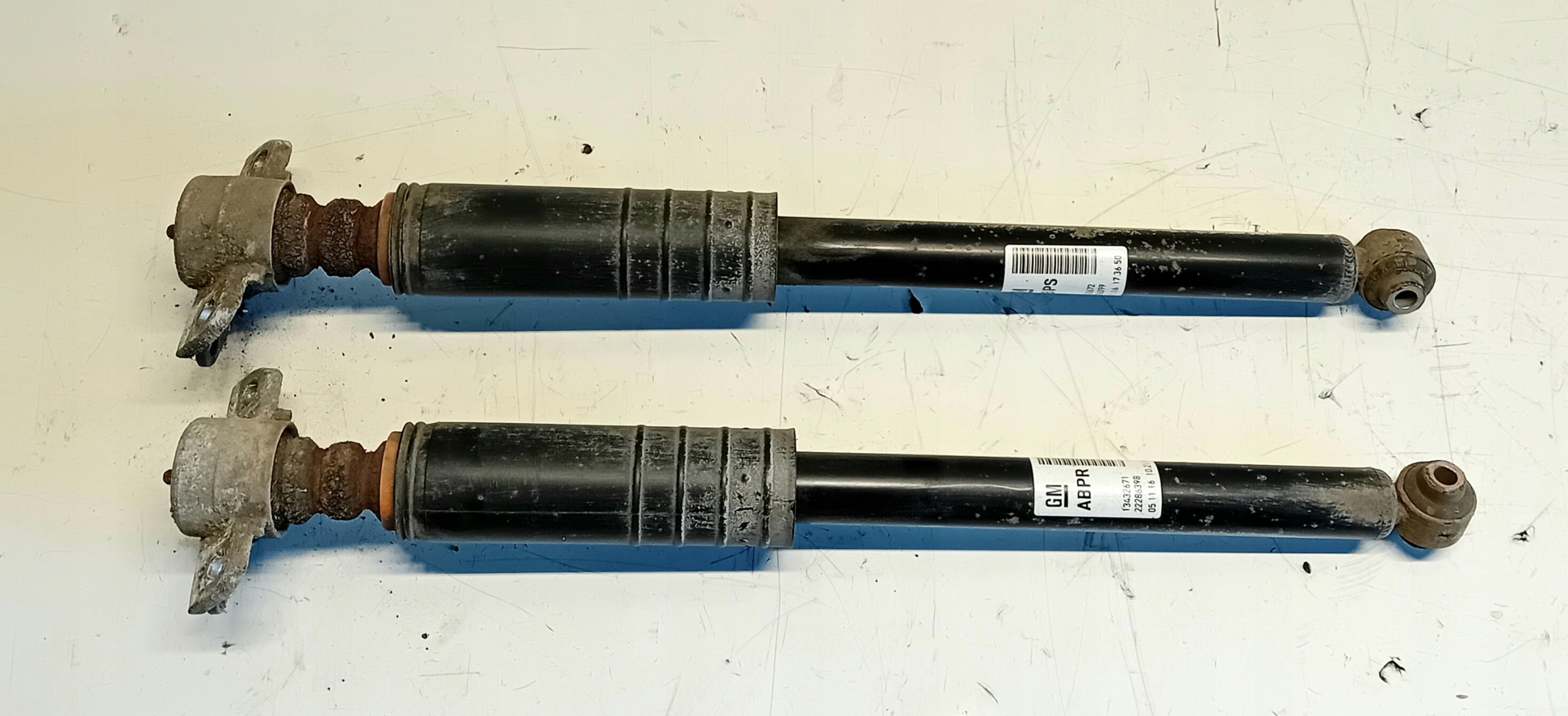 shock absorbers rear. OPEL CORSA E
