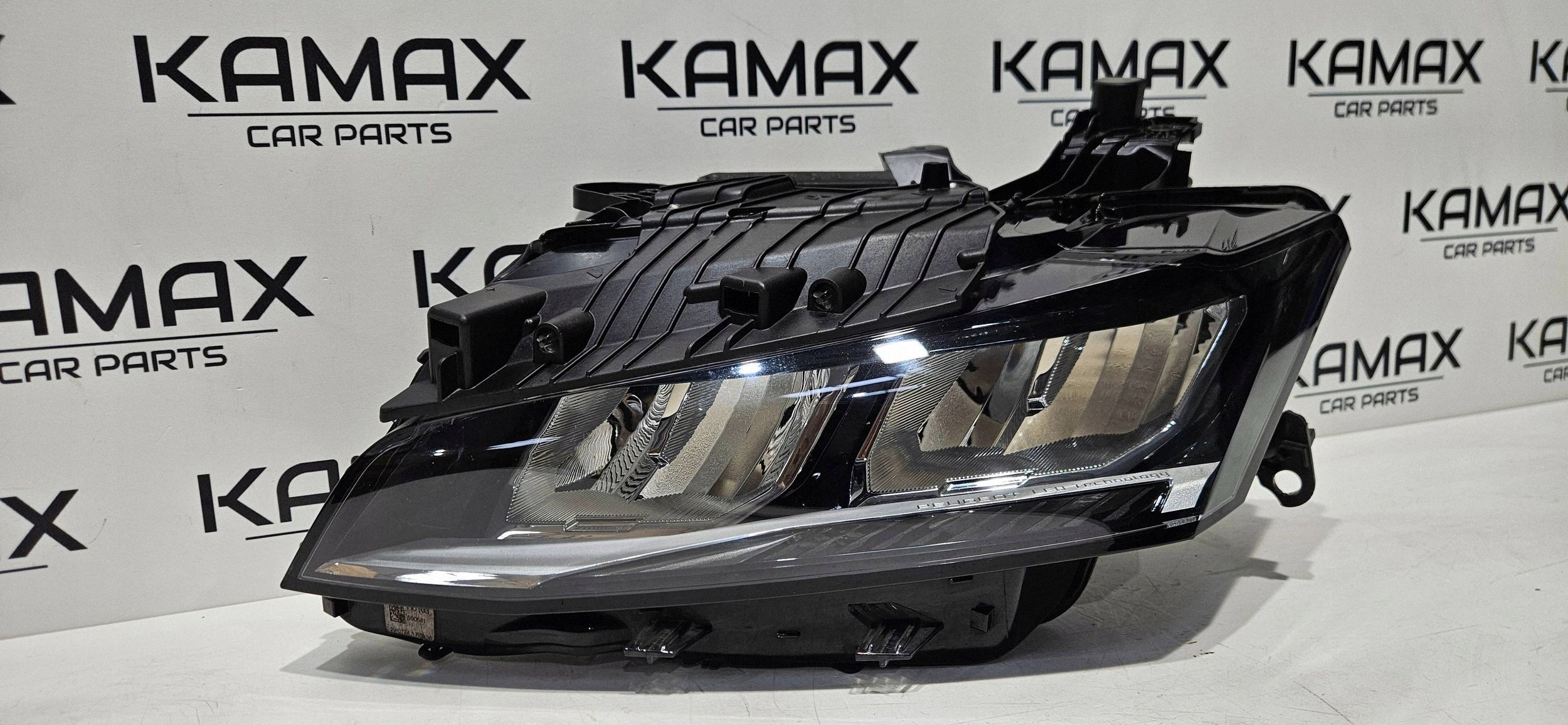 light left front FULL LED PEUGEOT 308 III T10 21- original 9851673380