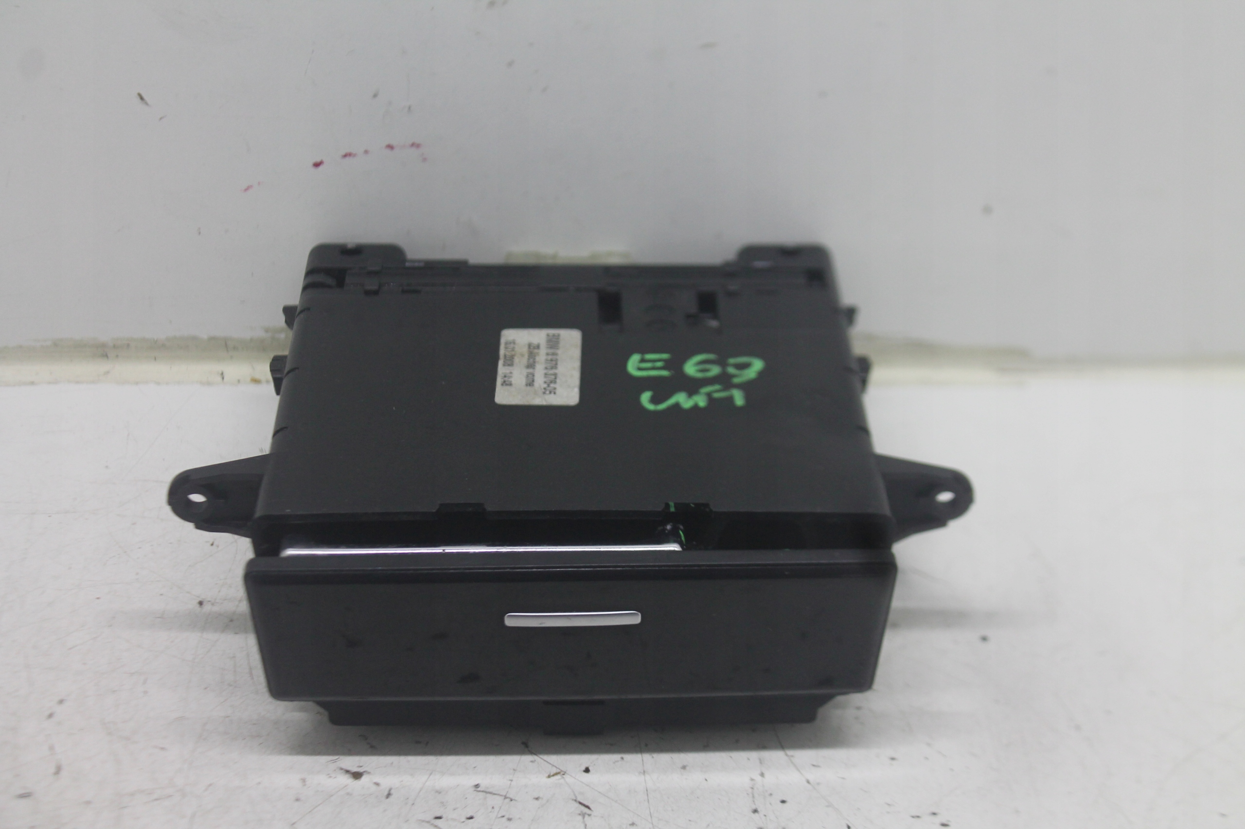 Handschuhfach Aschenbecher 697637605 BMW