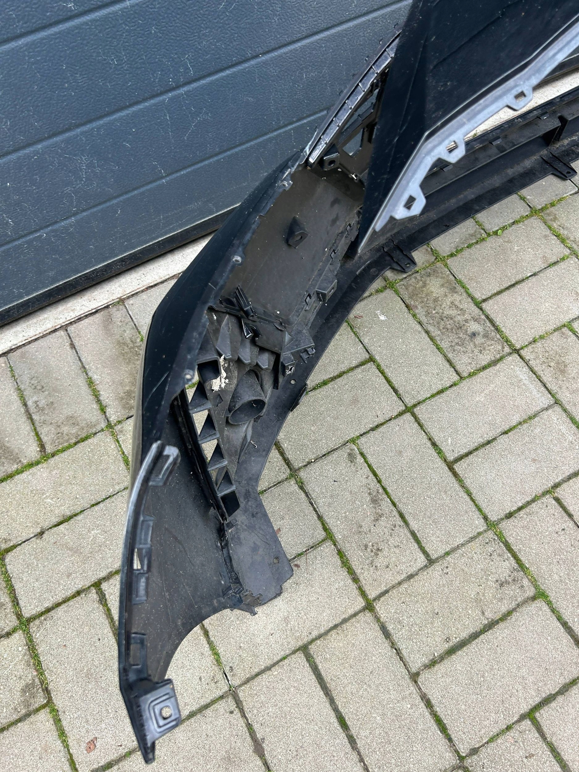 Hyundai i20 3 III 20- bumper front front