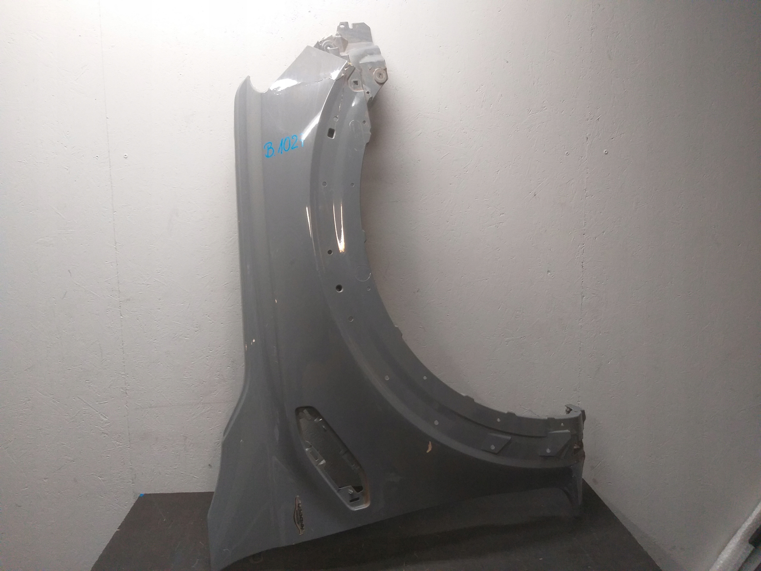 FENDER FRONT RIGHT FORD RANGER RAPTOR 16