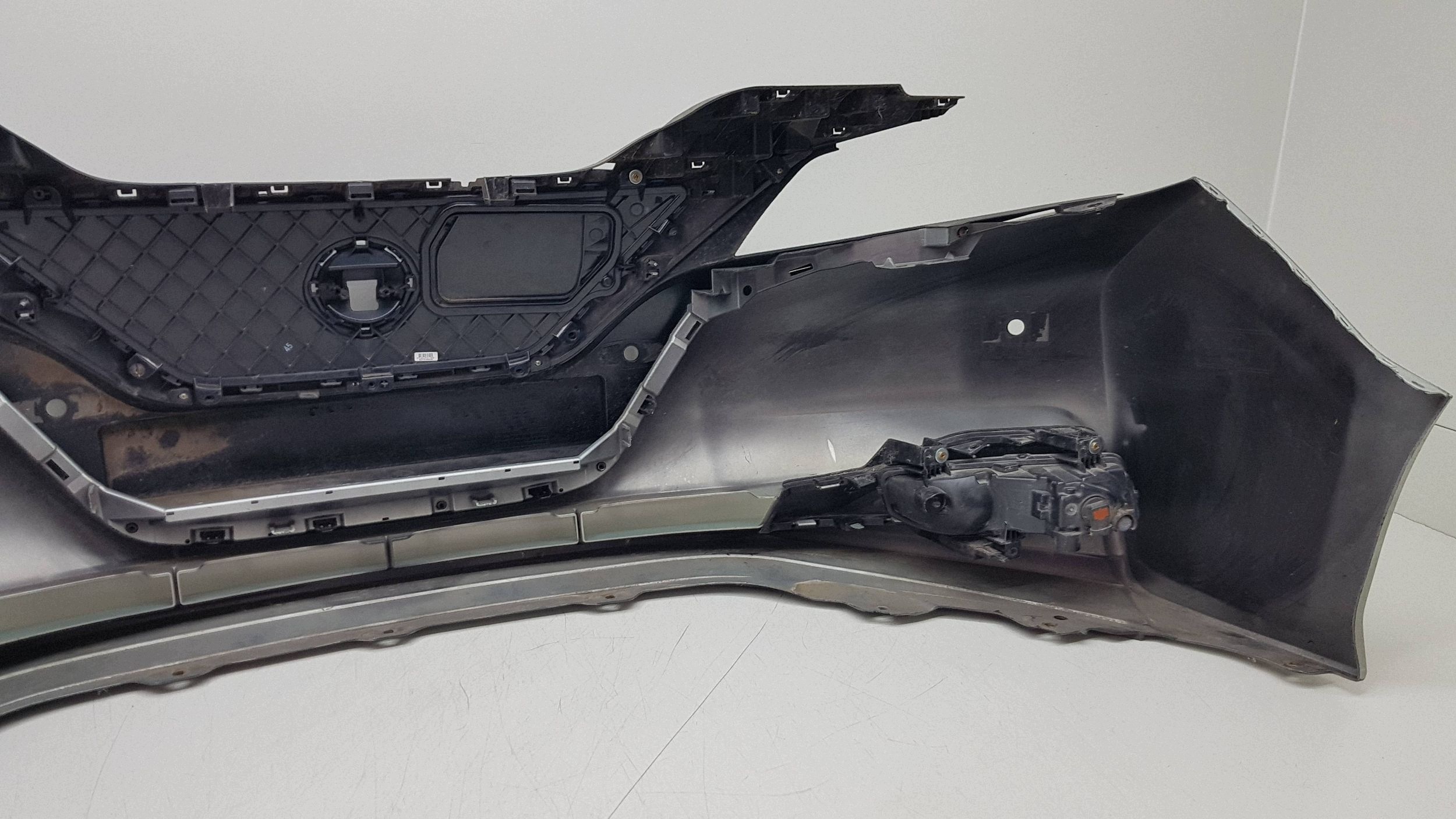 NISSAN LEAF II 2017 - bumper front 62022-5SHOH