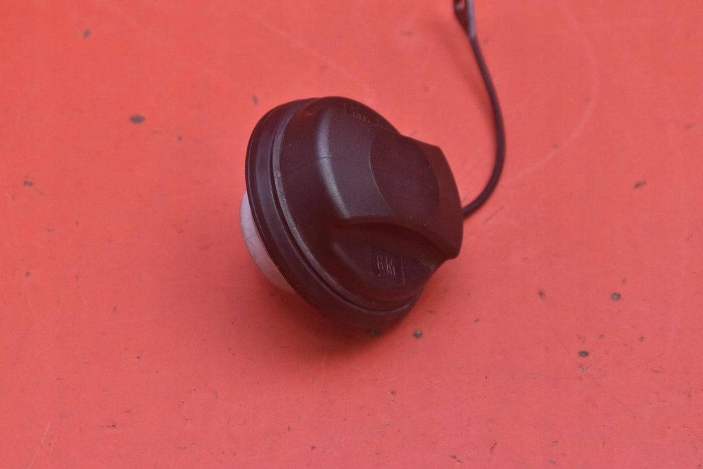 KOREK WLEWU PALIWA OPEL ASTRA 5 V K 15-20 Typ silnika Benzyna