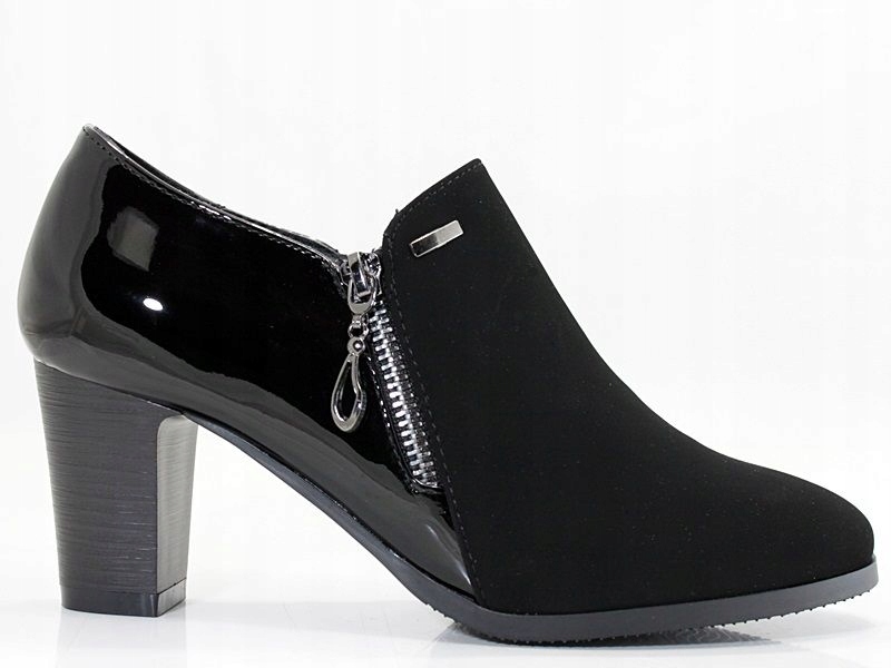 CZÓŁENKA PÓŁBUTY NA SŁUPKU ZAMECZKI CZARNE 13-1 39 Wzór dominujący bez wzoru