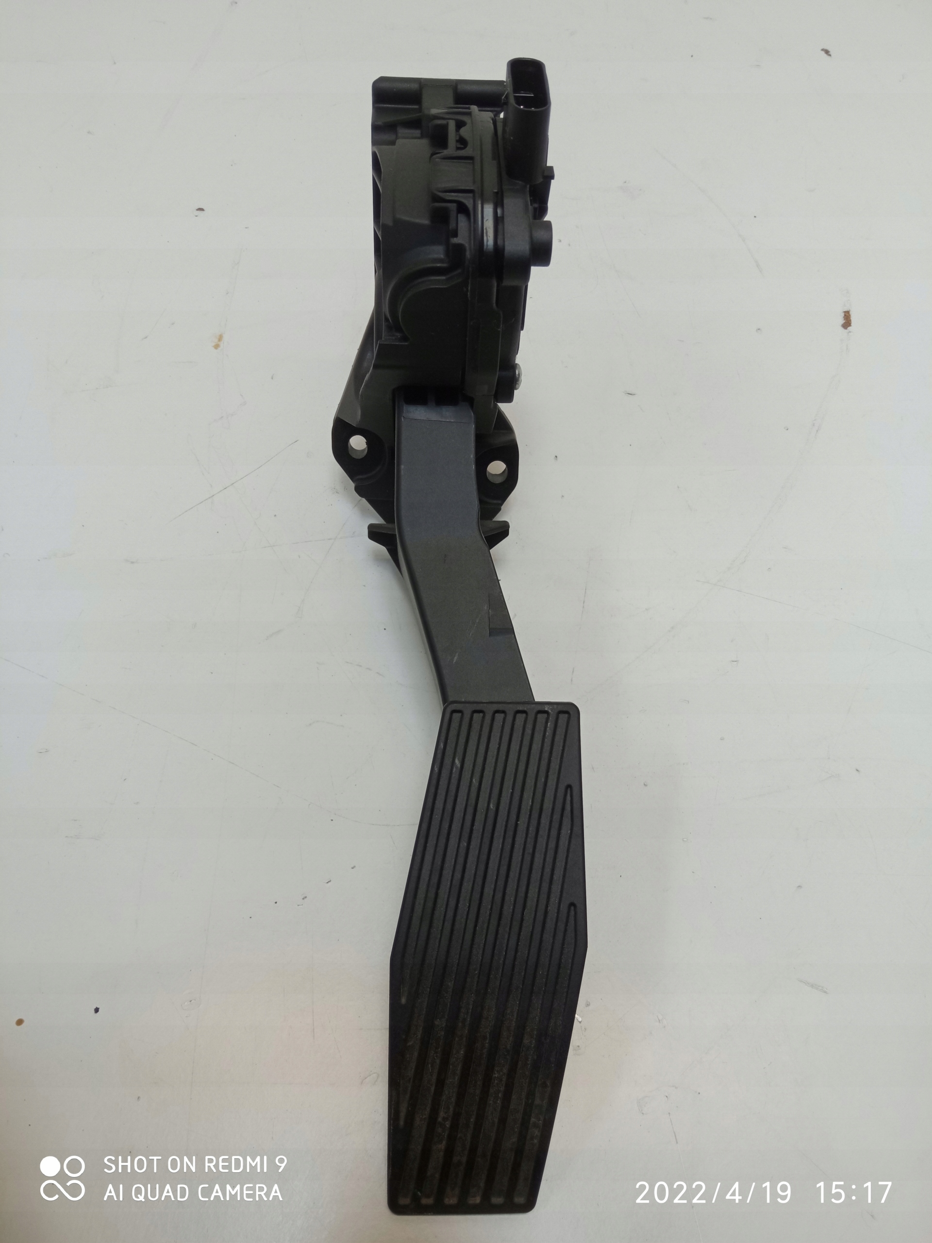 OPEL ASTRA K accelerator pedal potentiometer 13466235