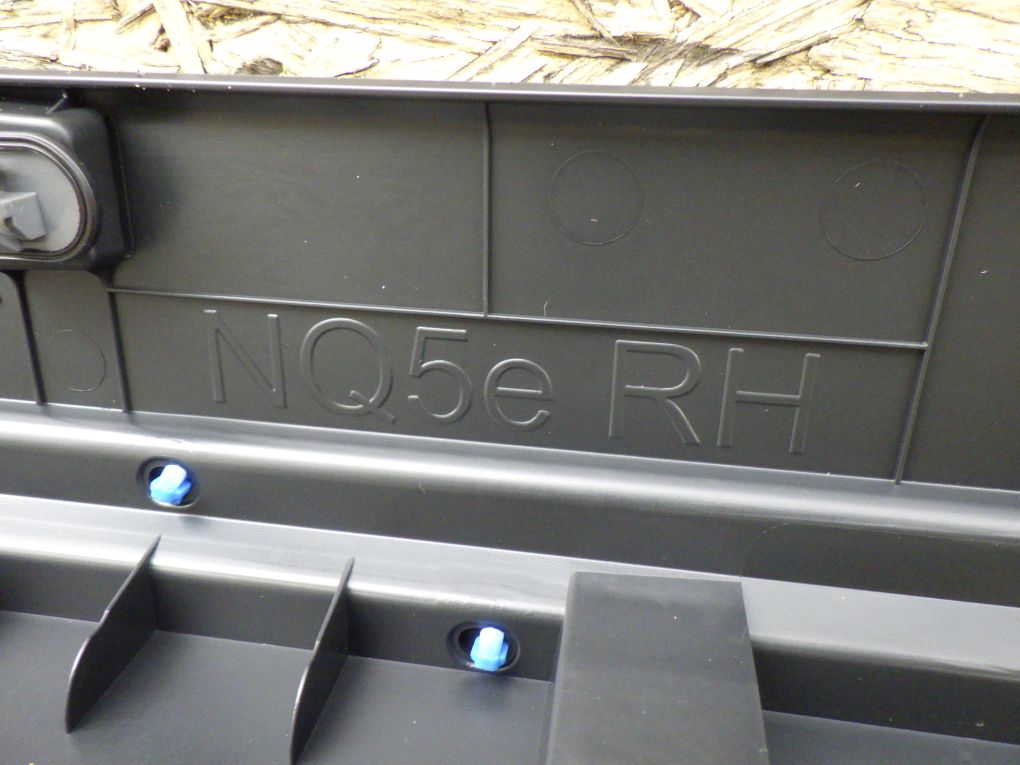 KIA SPORTAGE V 5 2021- moulding threshold threshold right