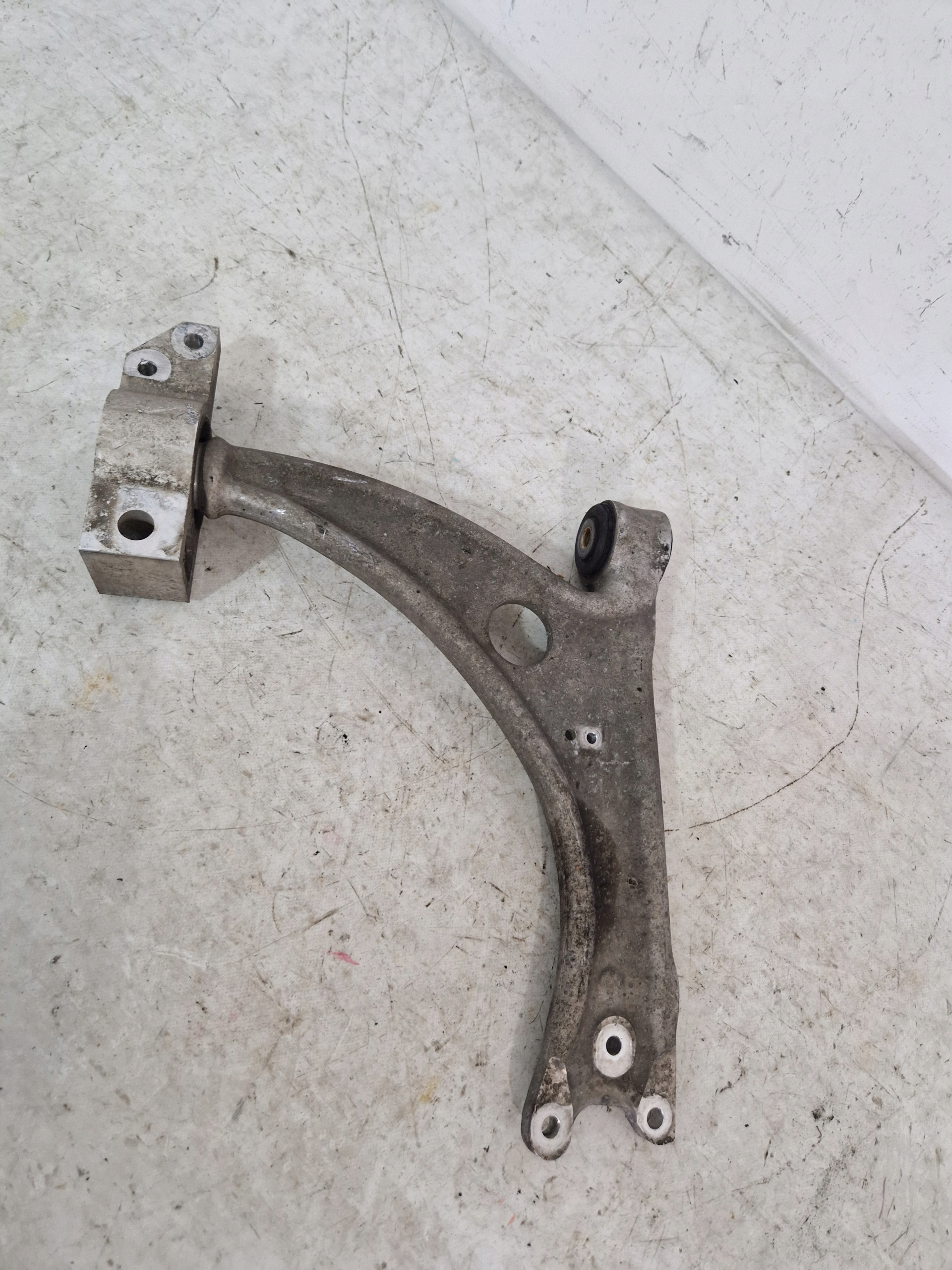 AUDI TT 8J0 arm front front left 8J0153D