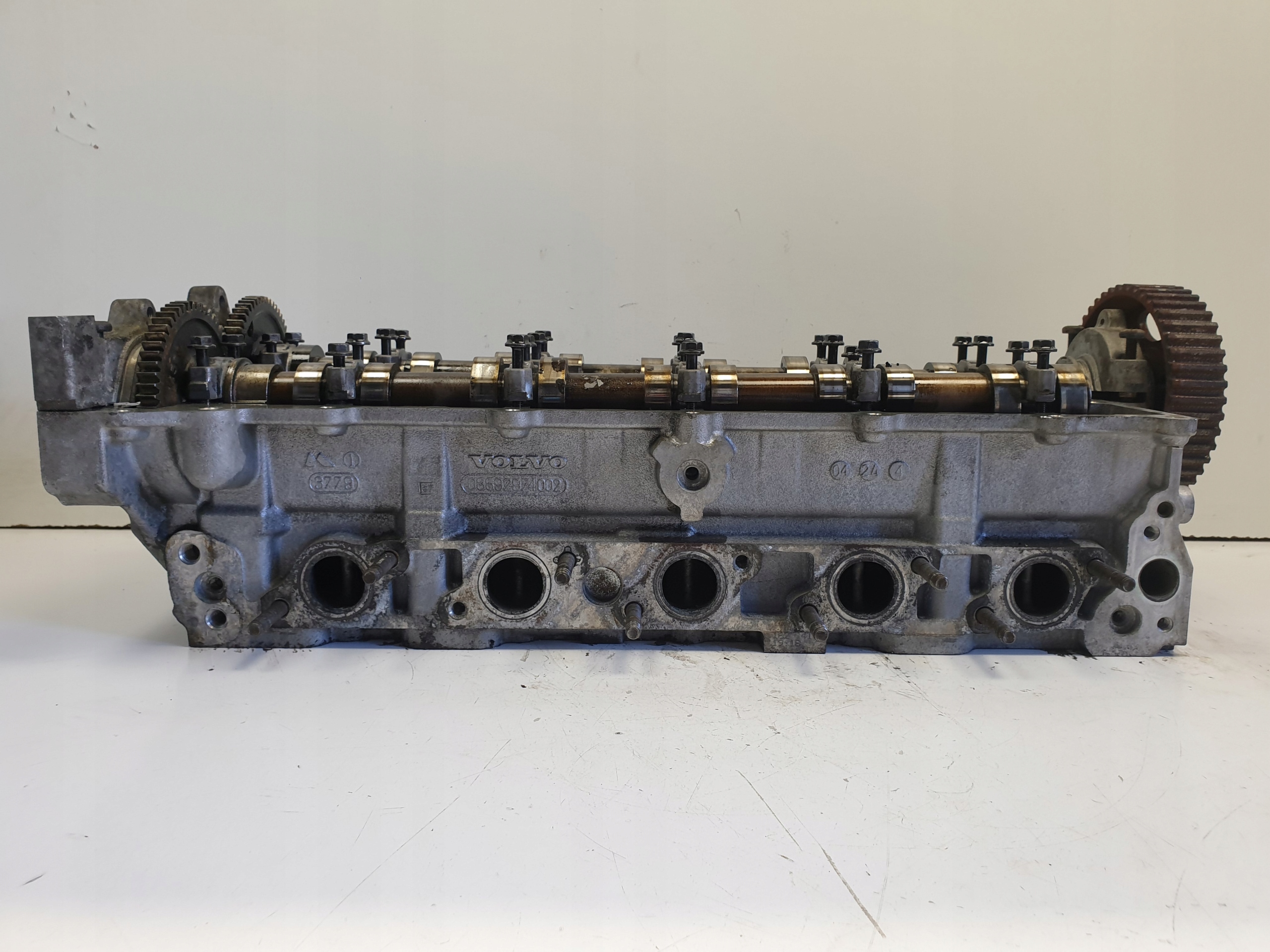 Volvo S60 2.4 D5 GŁOWICA CYLINDRÓW 08692974002 Typ samochodu Samochody osobowe