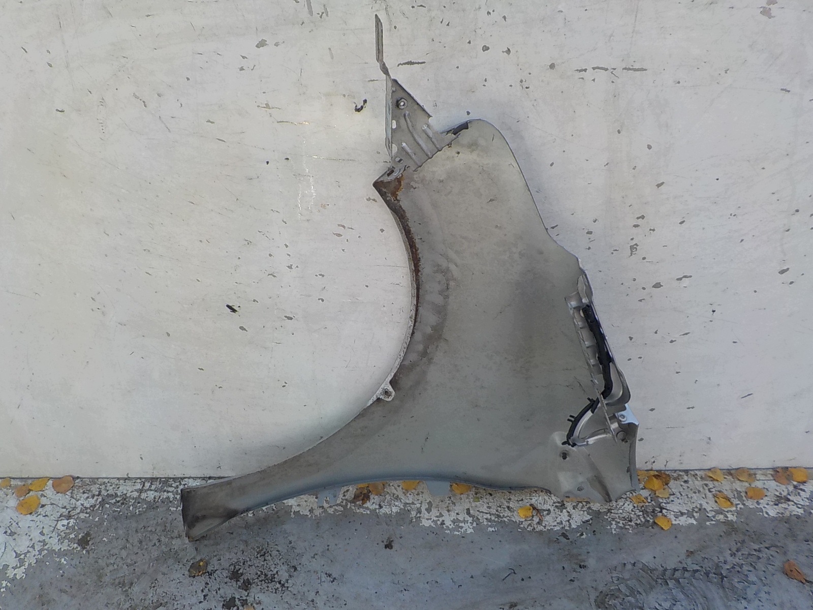 948 PEUGEOT 208 fender right front front