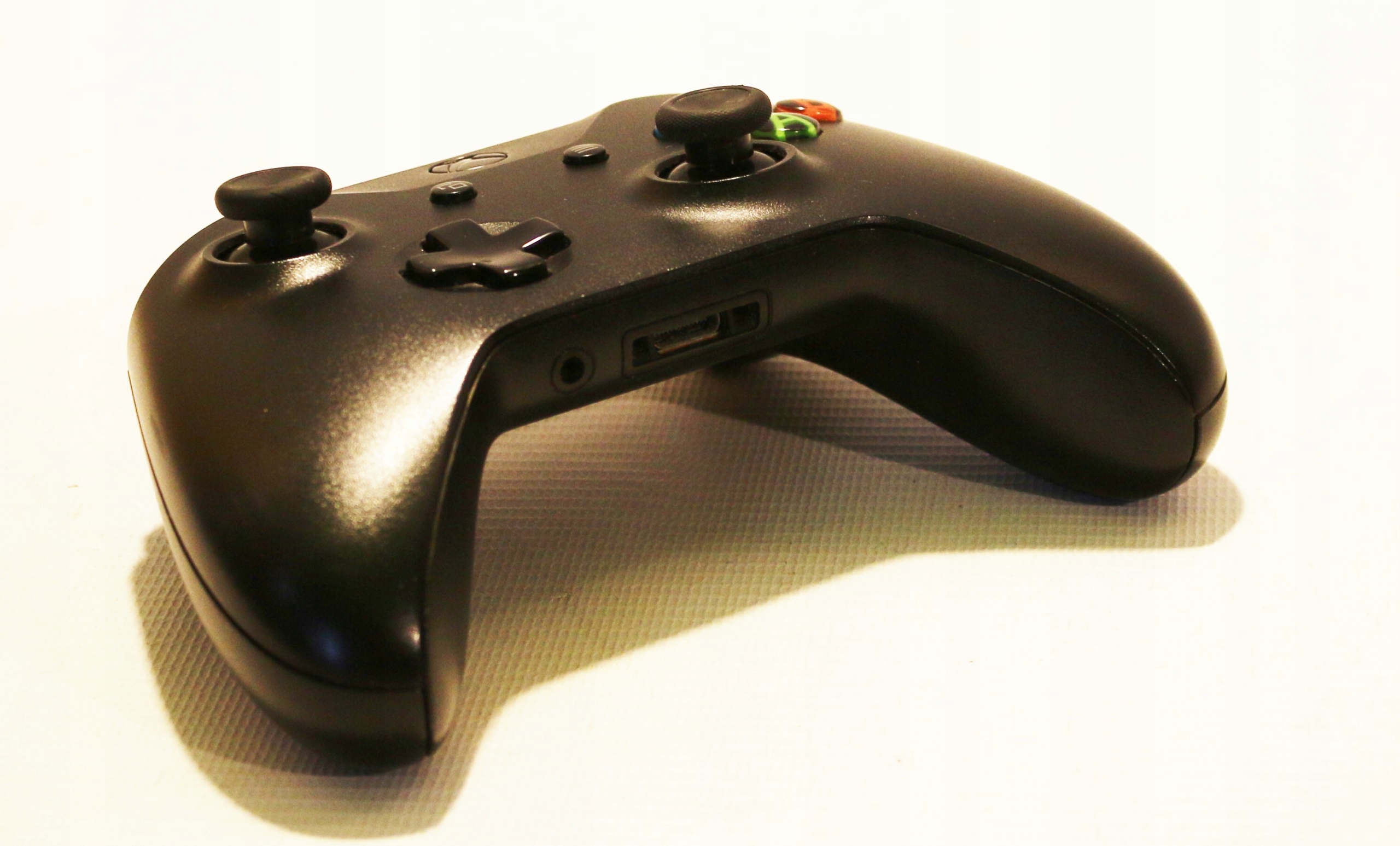 XBOX ONE X 1TB FORZA + MINECRAFT Dysk / wbudowana pamięć 1 TB