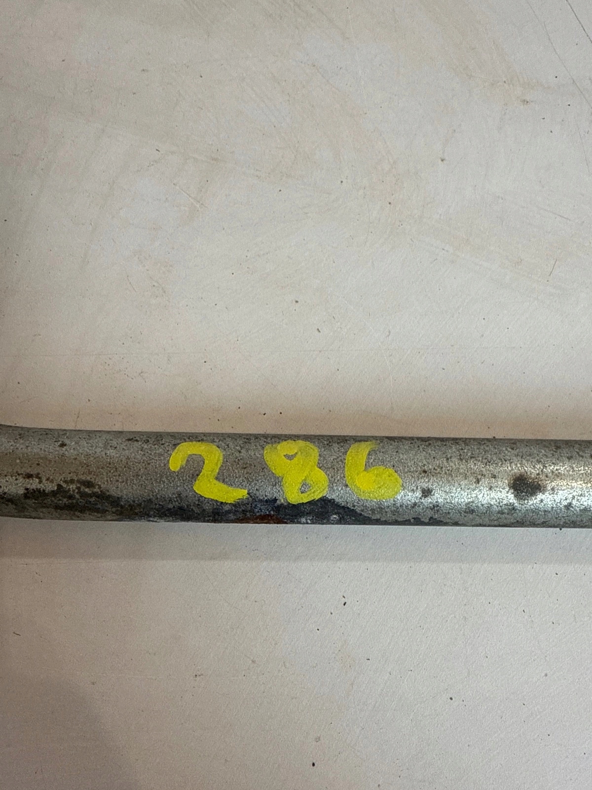 lock with key do der Räder Iveco Daily 24mm